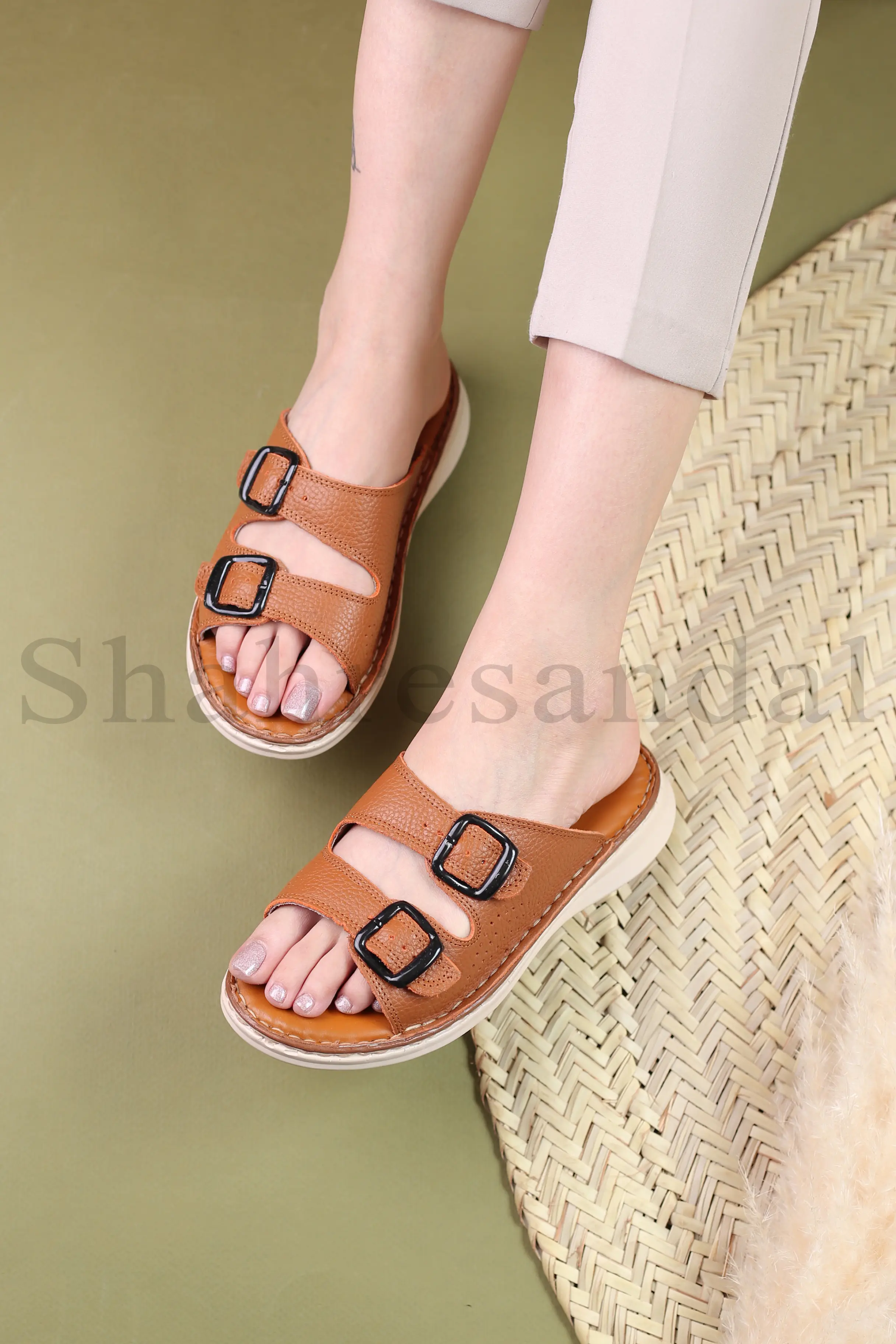 صندل چرم طبیعی زنانه واکر