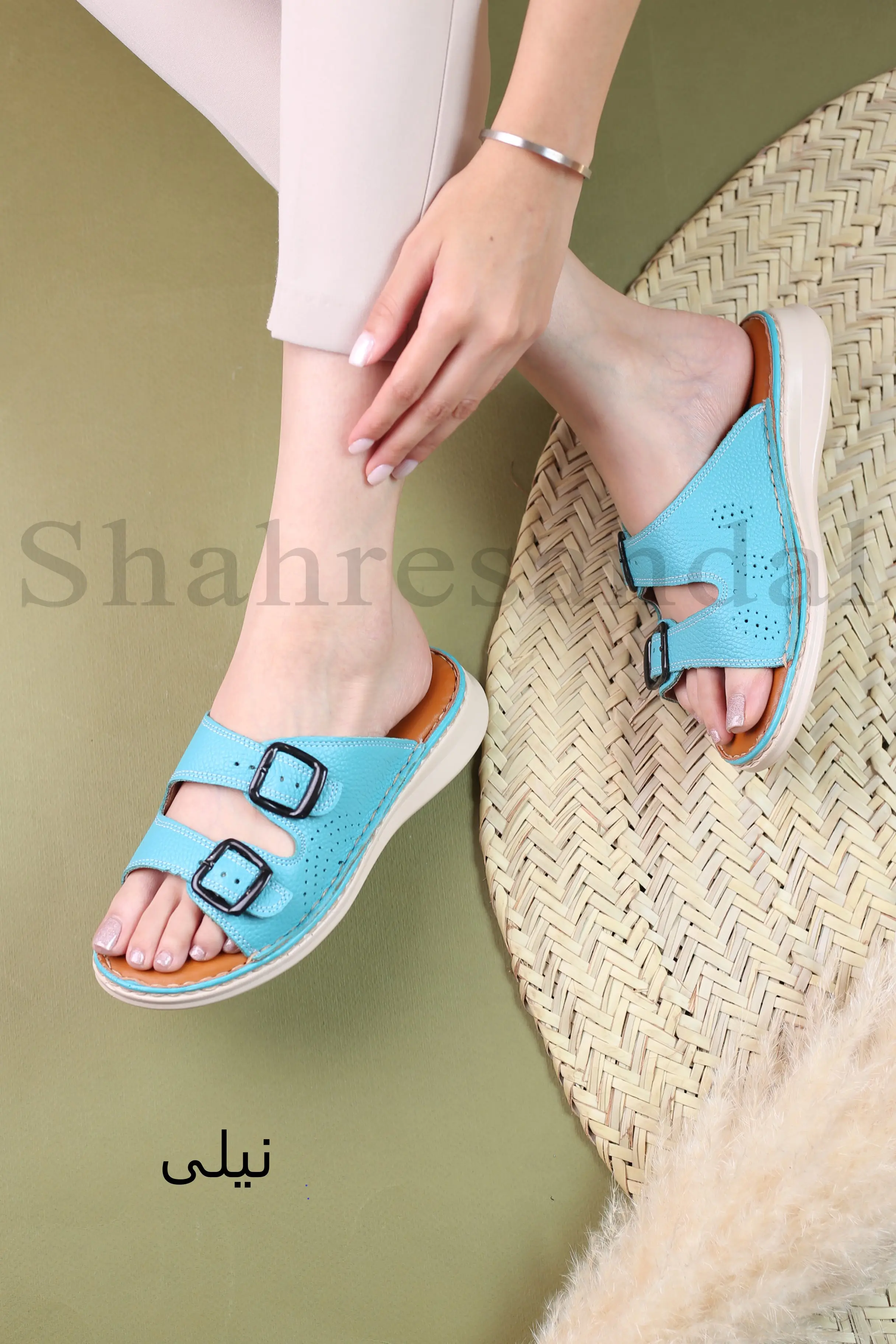 صندل چرم طبیعی زنانه واکر