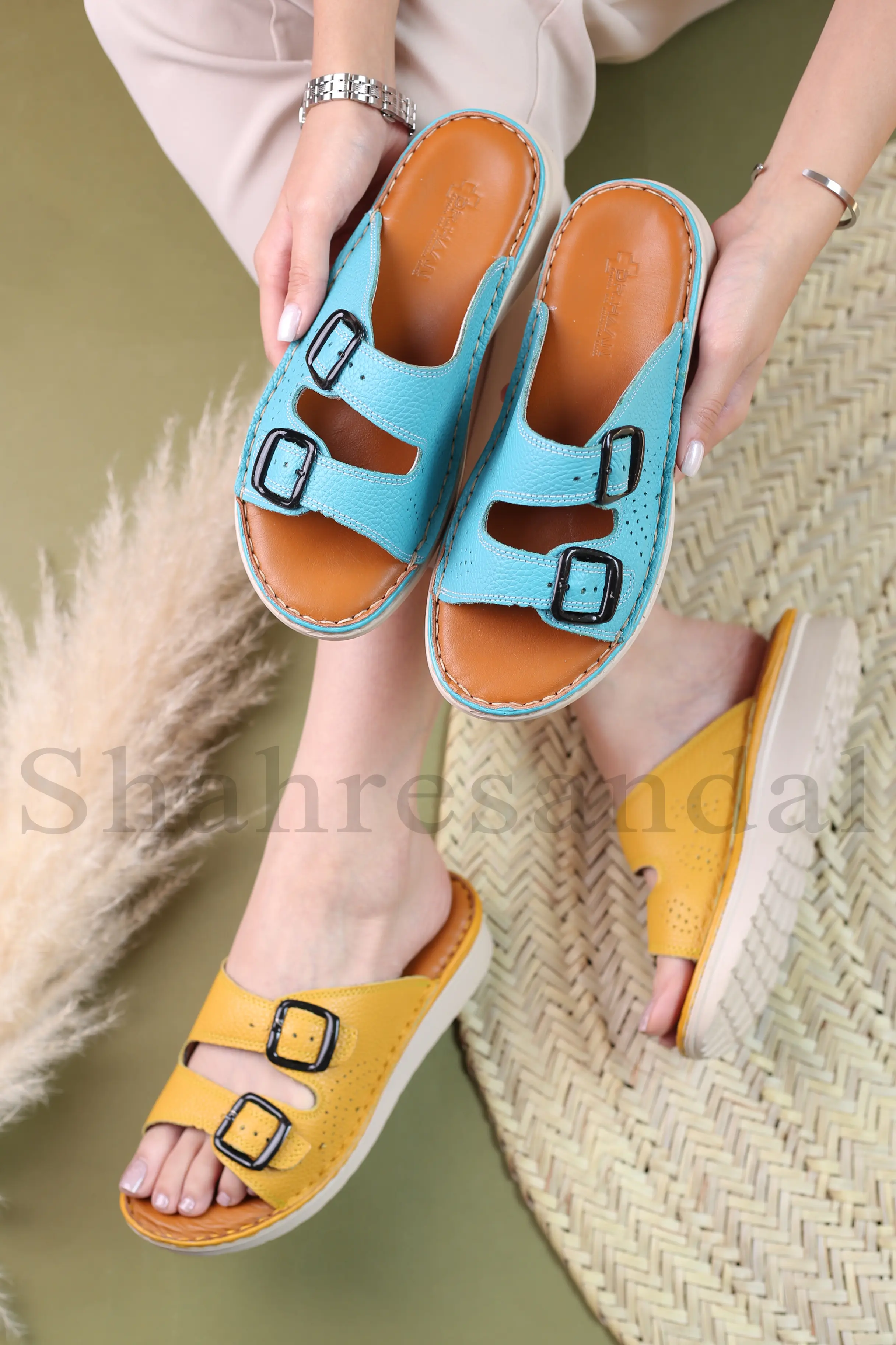 صندل چرم طبیعی زنانه واکر