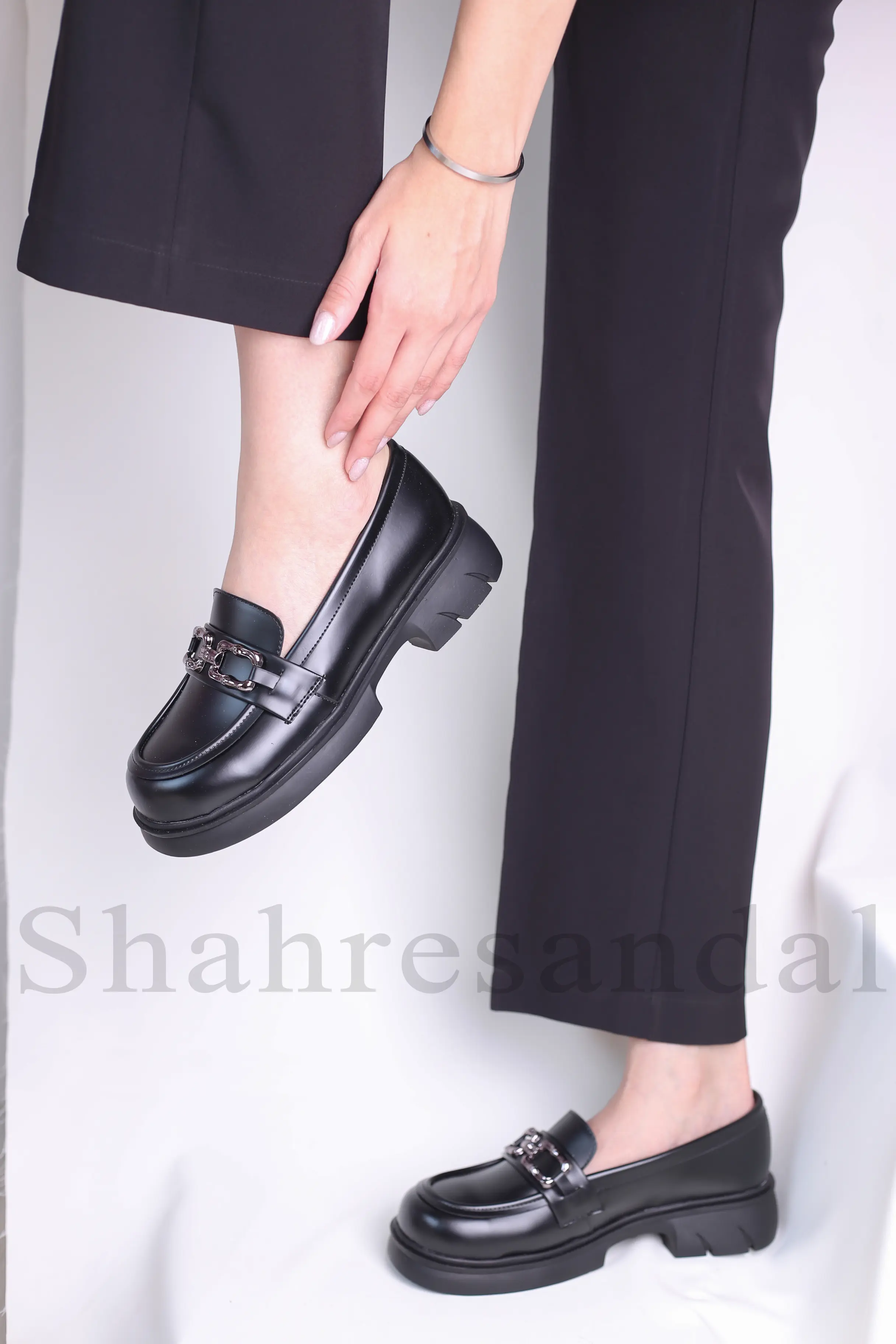 کفش کالج زنانه آفاق