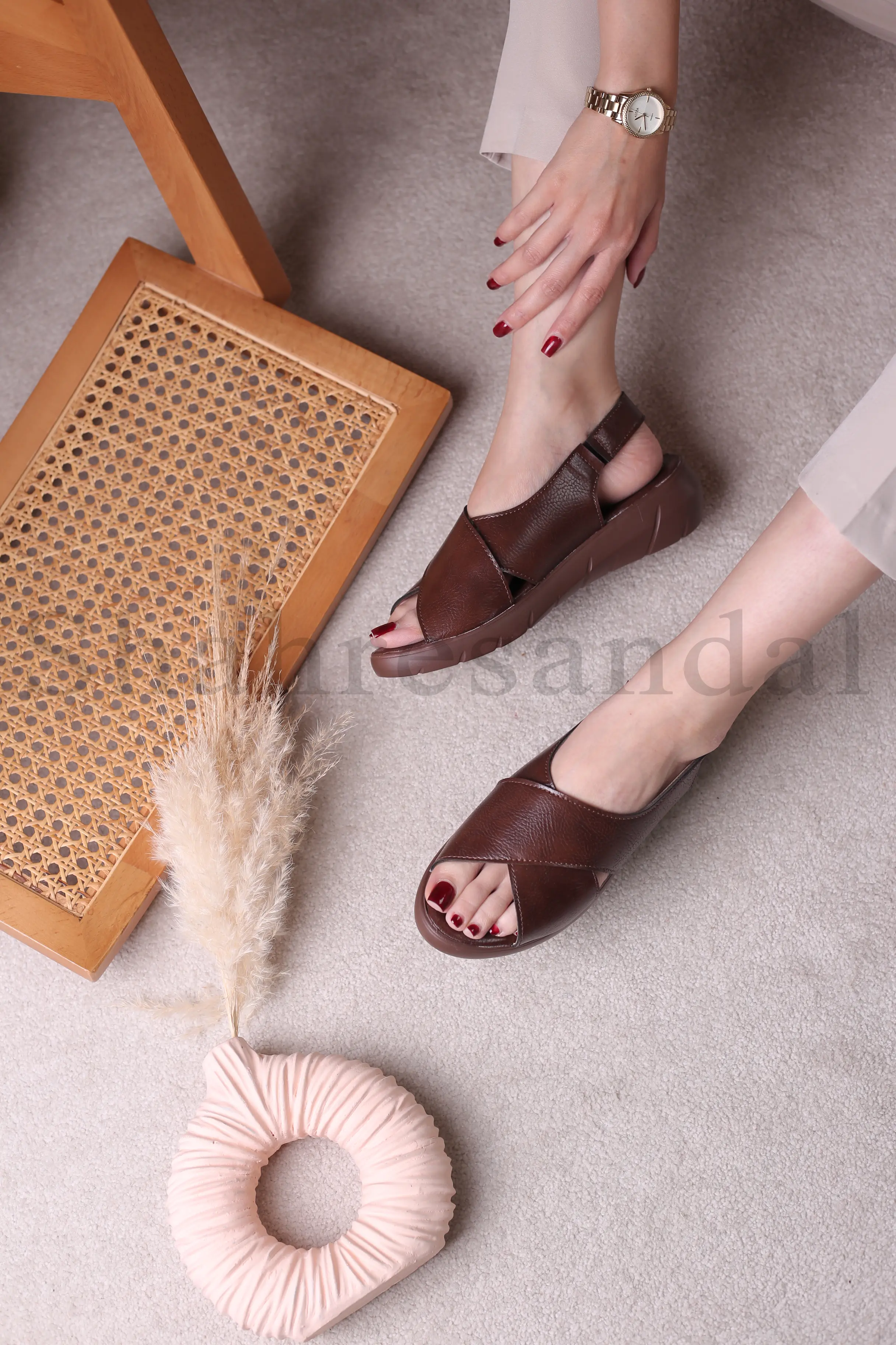 کفش صندل رکابدار زنانه مارتا دکتر