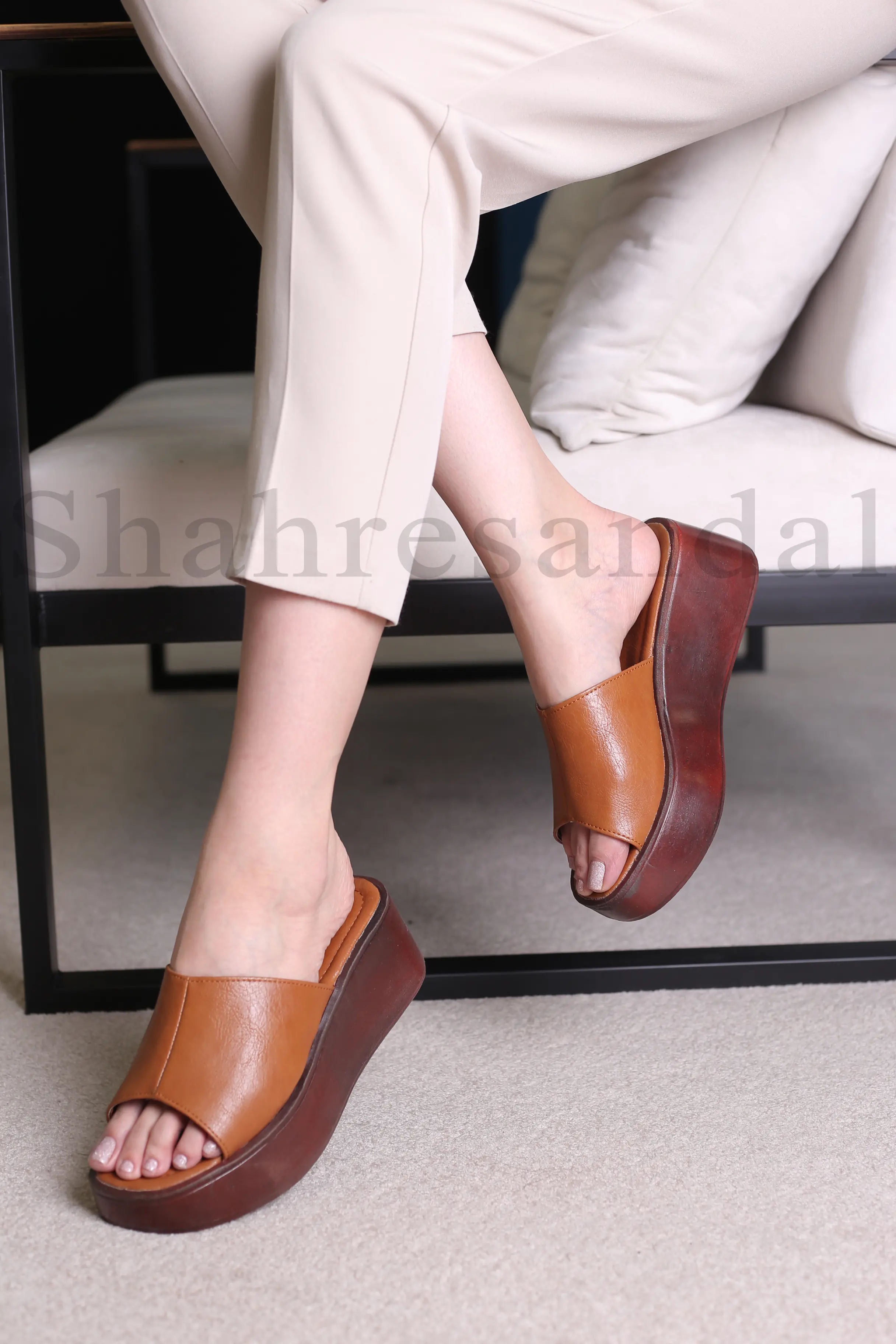 کفش صندل لژدار زنانه هورسا
