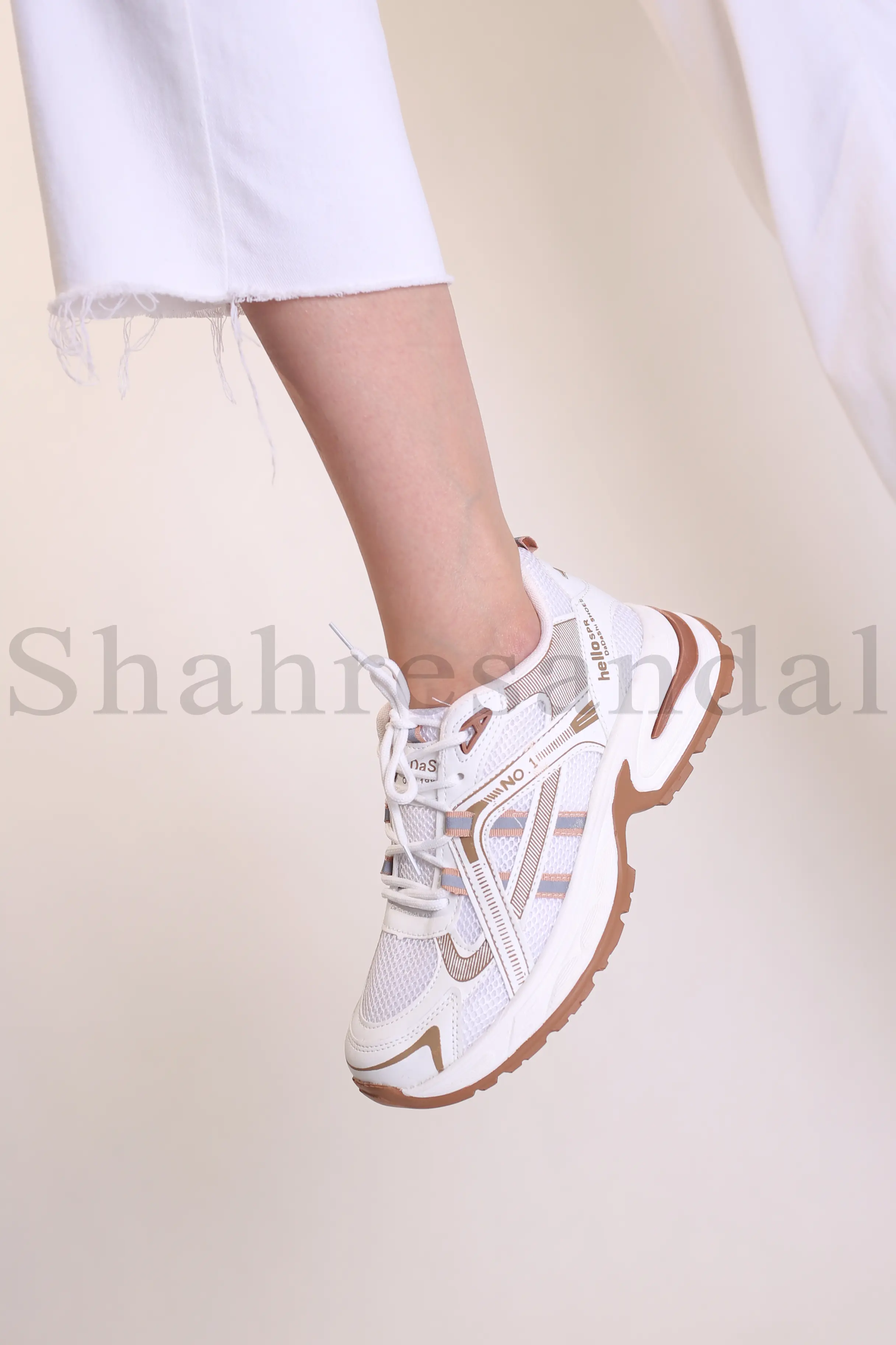 کفش اسپرت زنانه کیو کد 7151