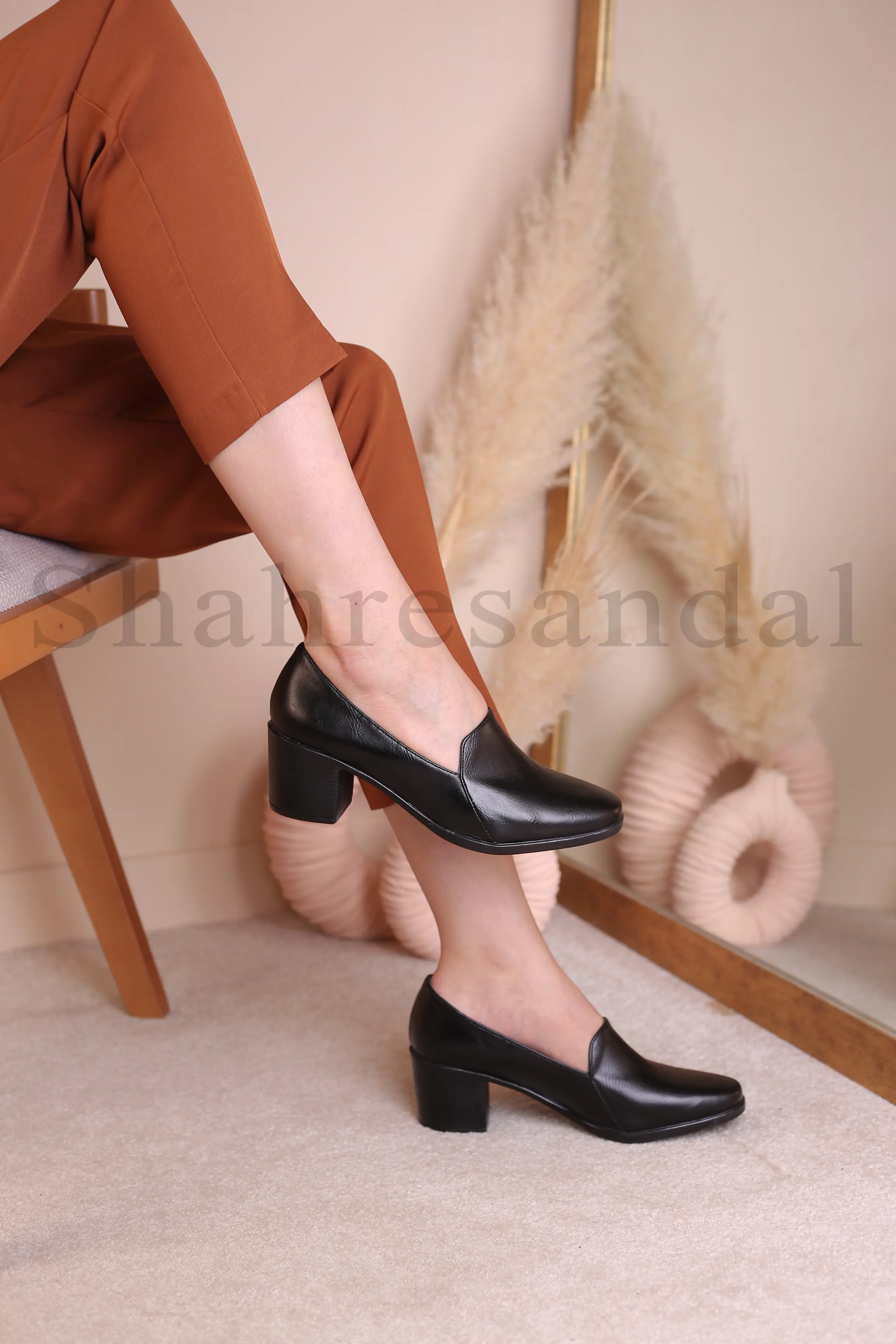 کفش پرسنلی پاشنه دار زنانه دل ناز