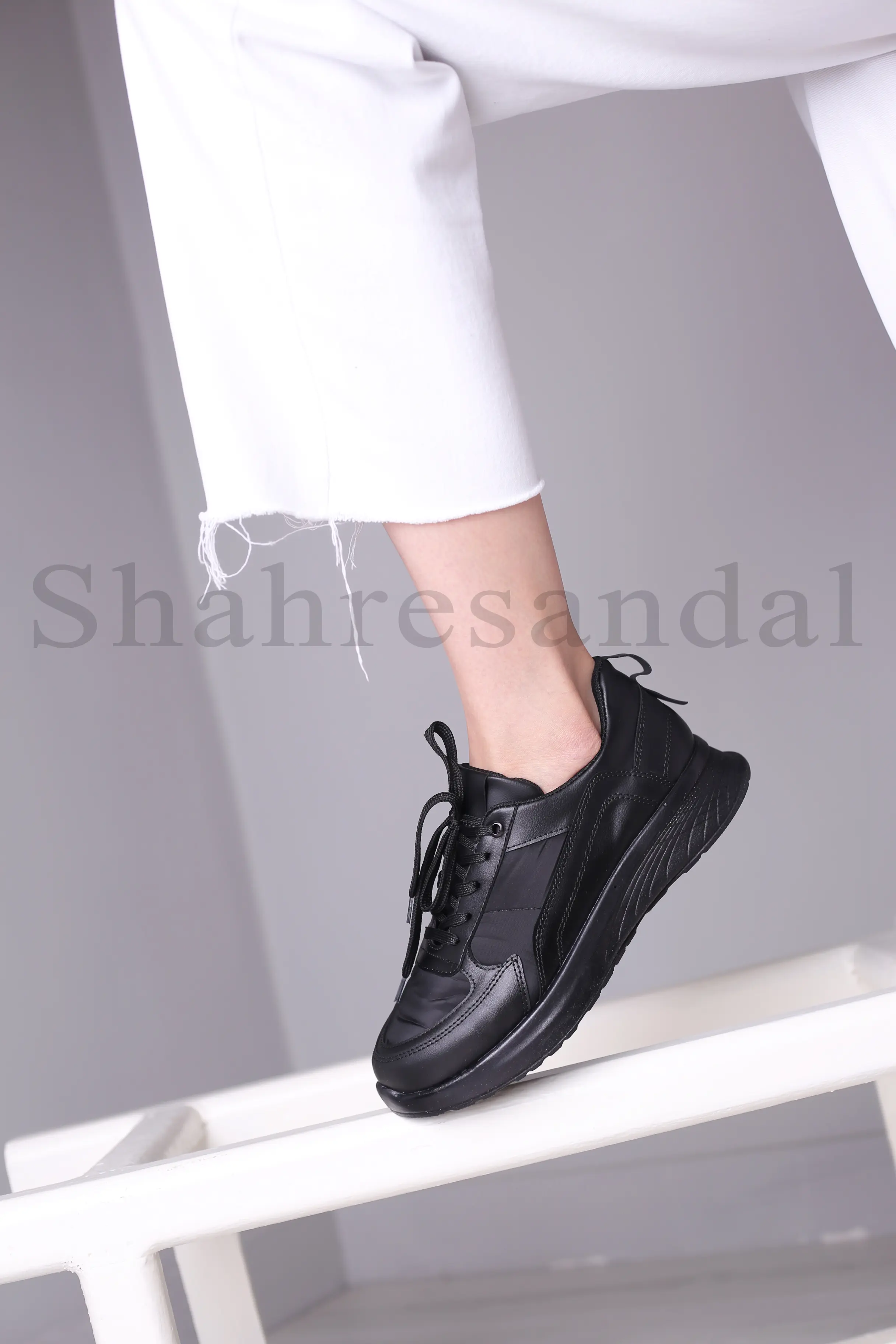 کفش اسپرت زنانه کاپشنی