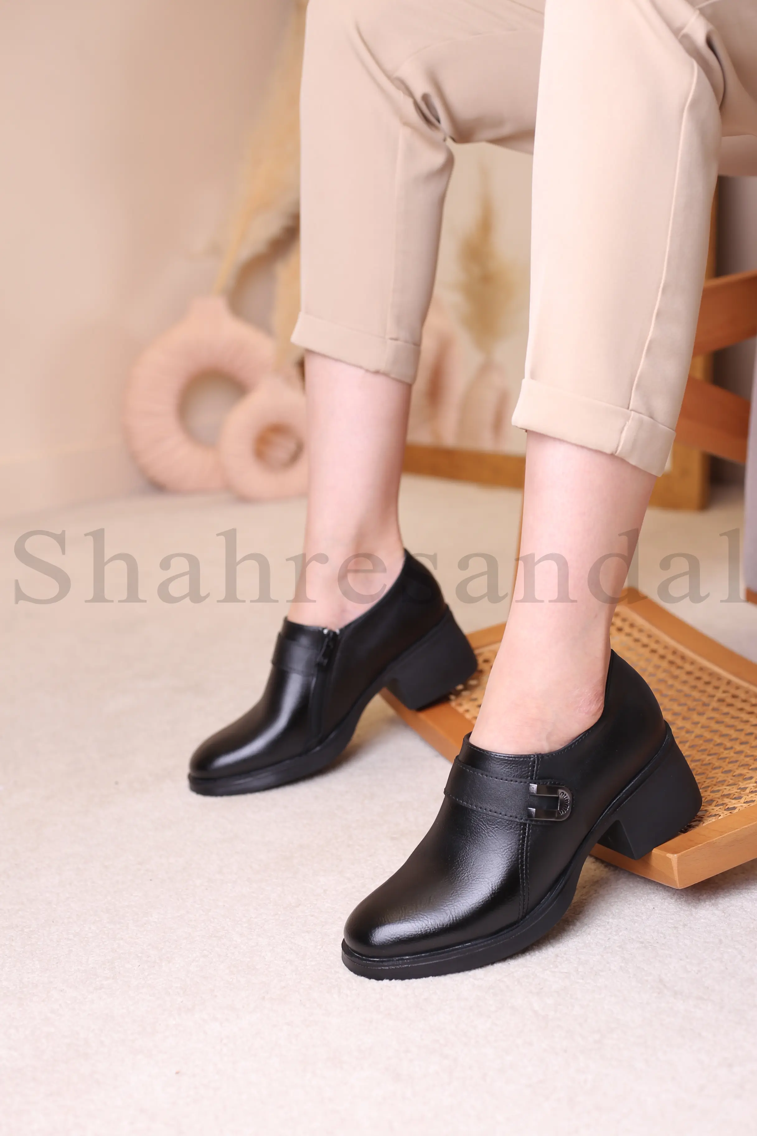 نیم بوت پاشنه دار زنانه کژال