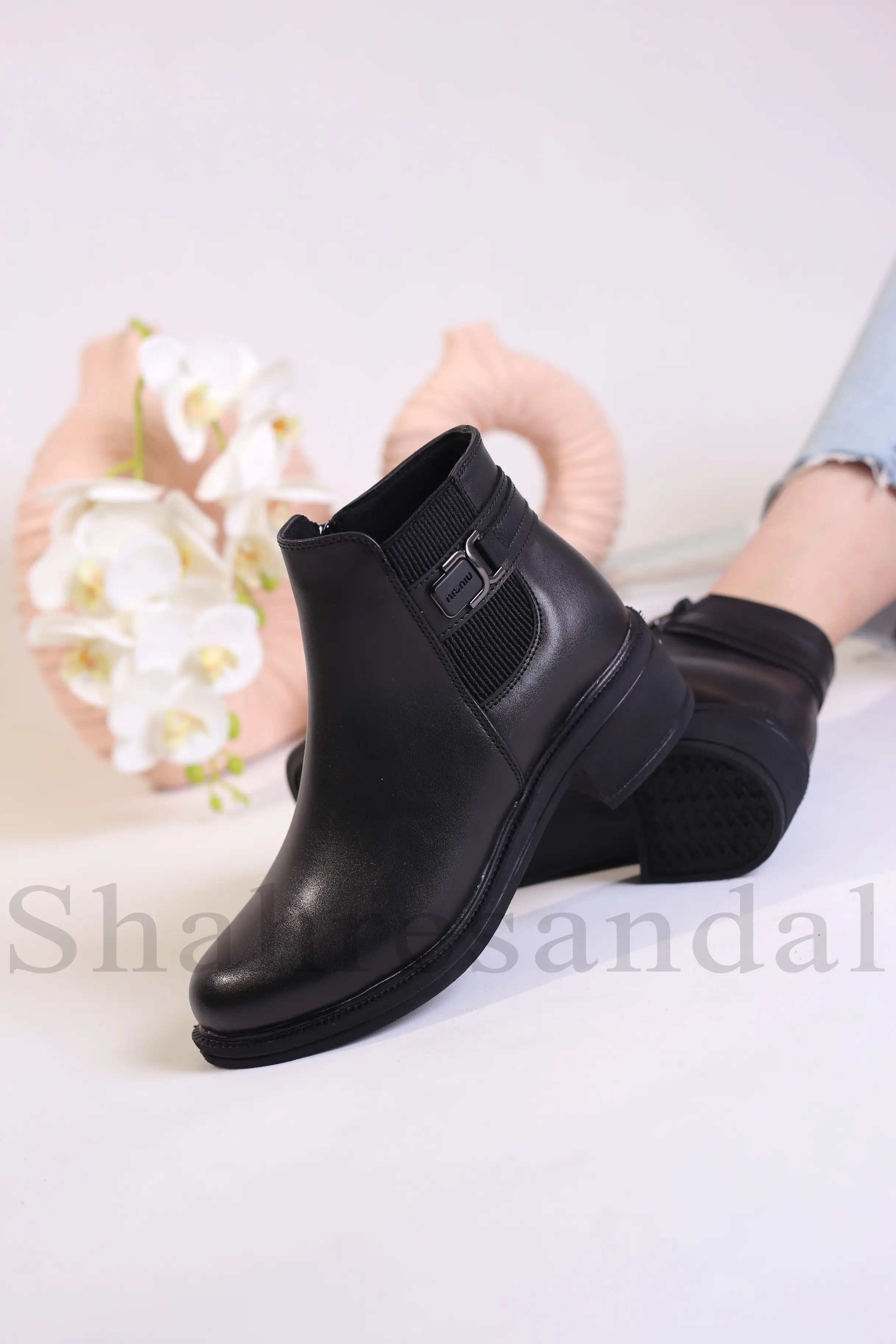 نیم بوت زنانه نیلا