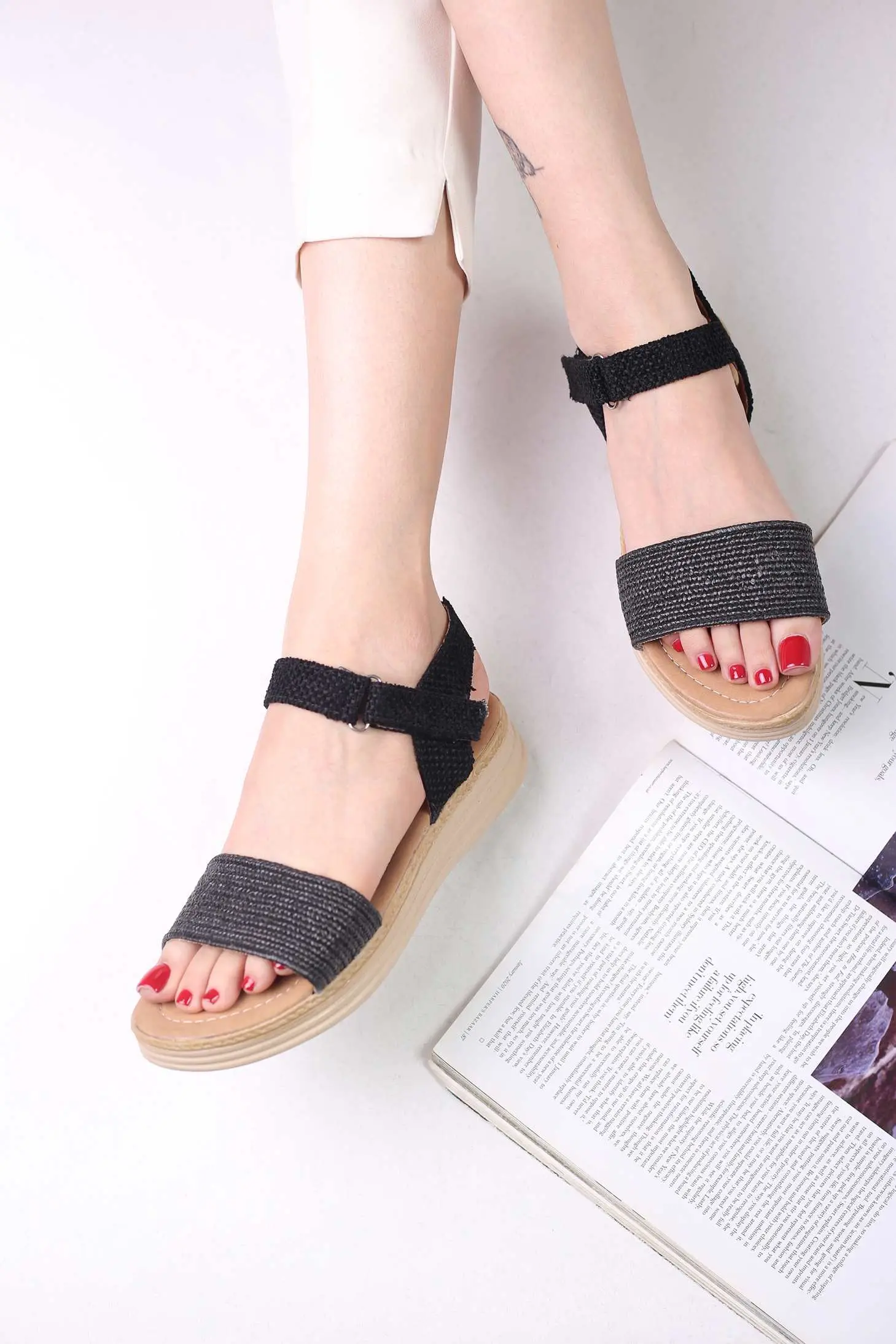 کفش صندل رکابدار زنانه نفیسه 9063