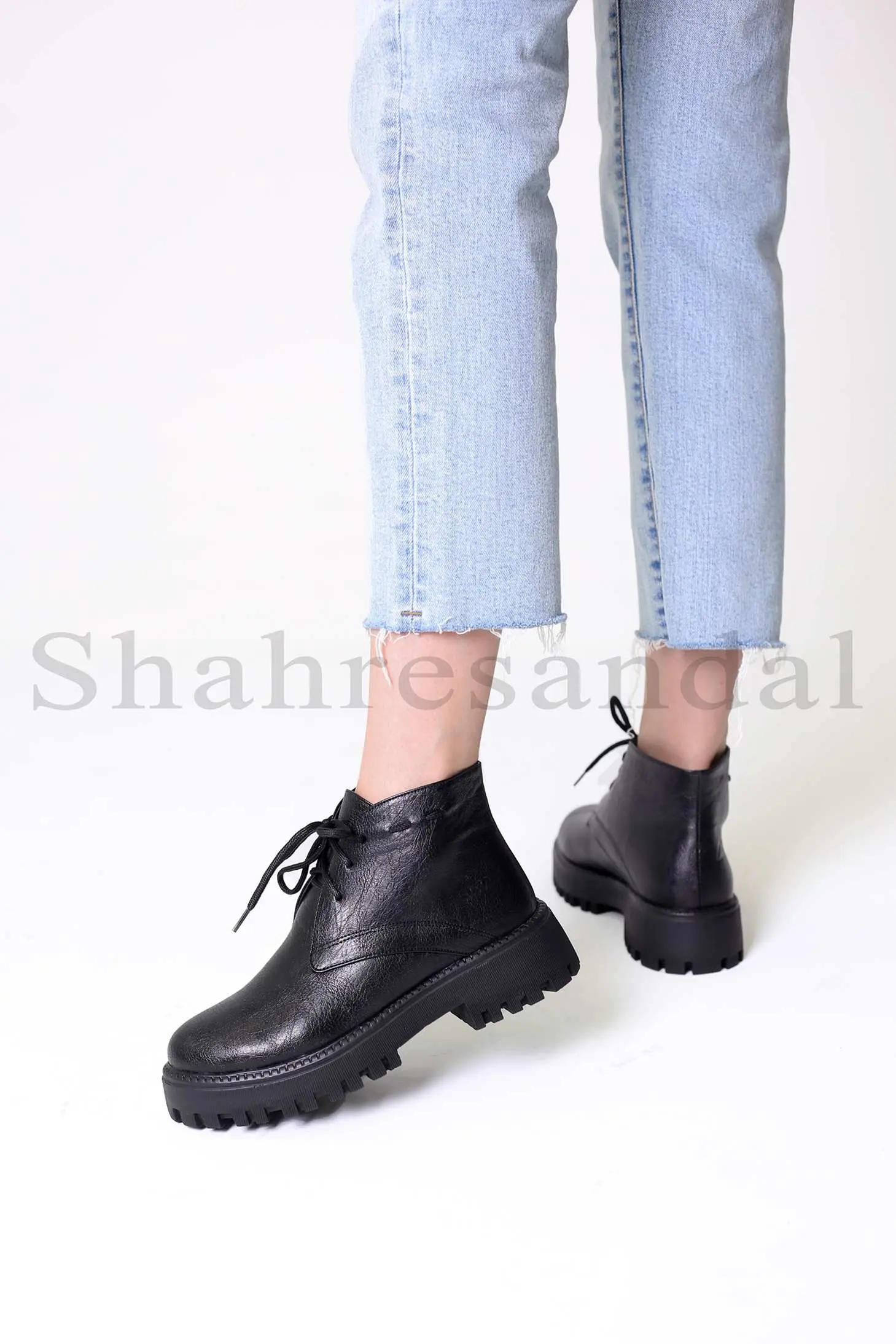 نیم بوت زنانه کلارک کد 8332