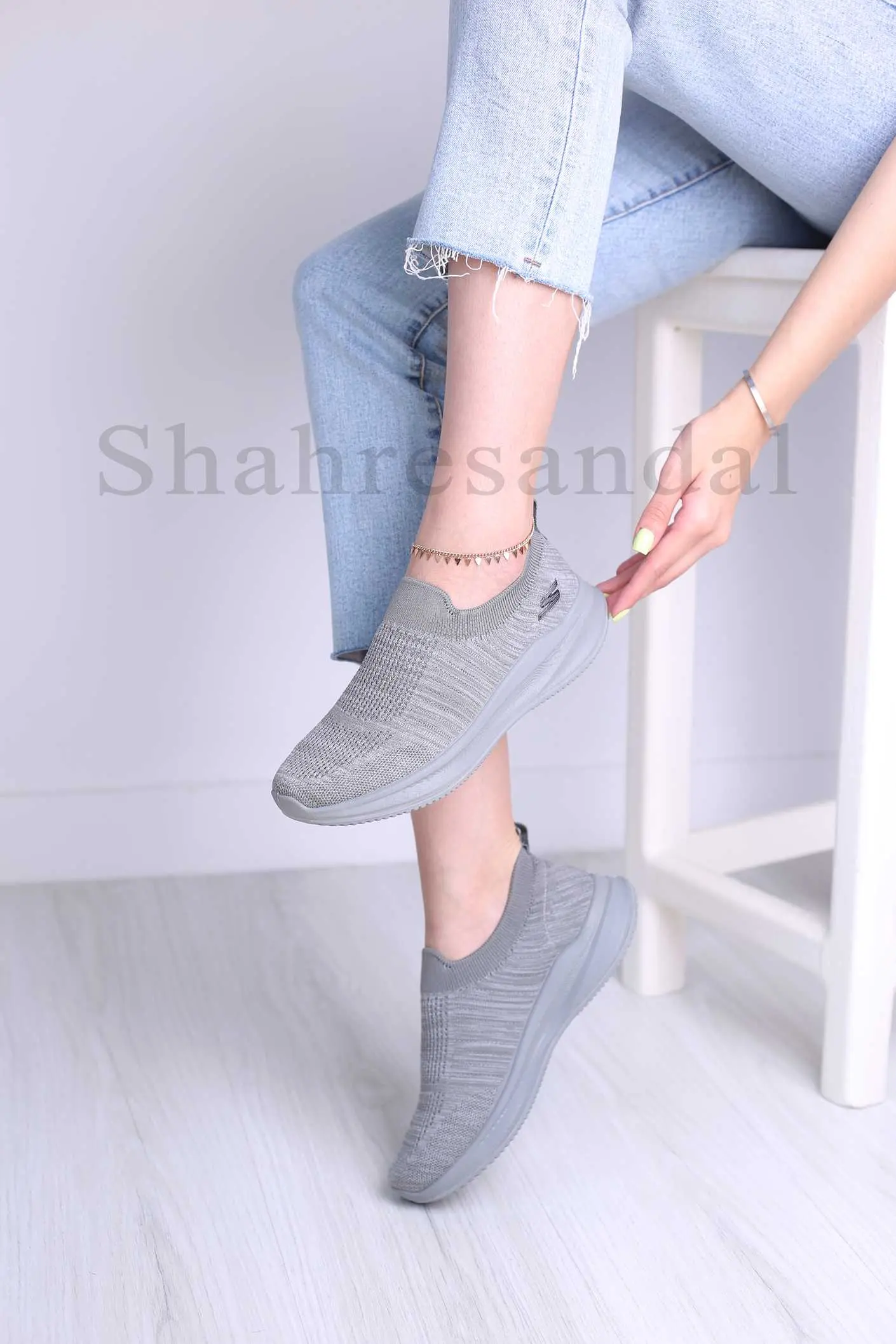 کفش زنانه اسپرت بافتی بن بن