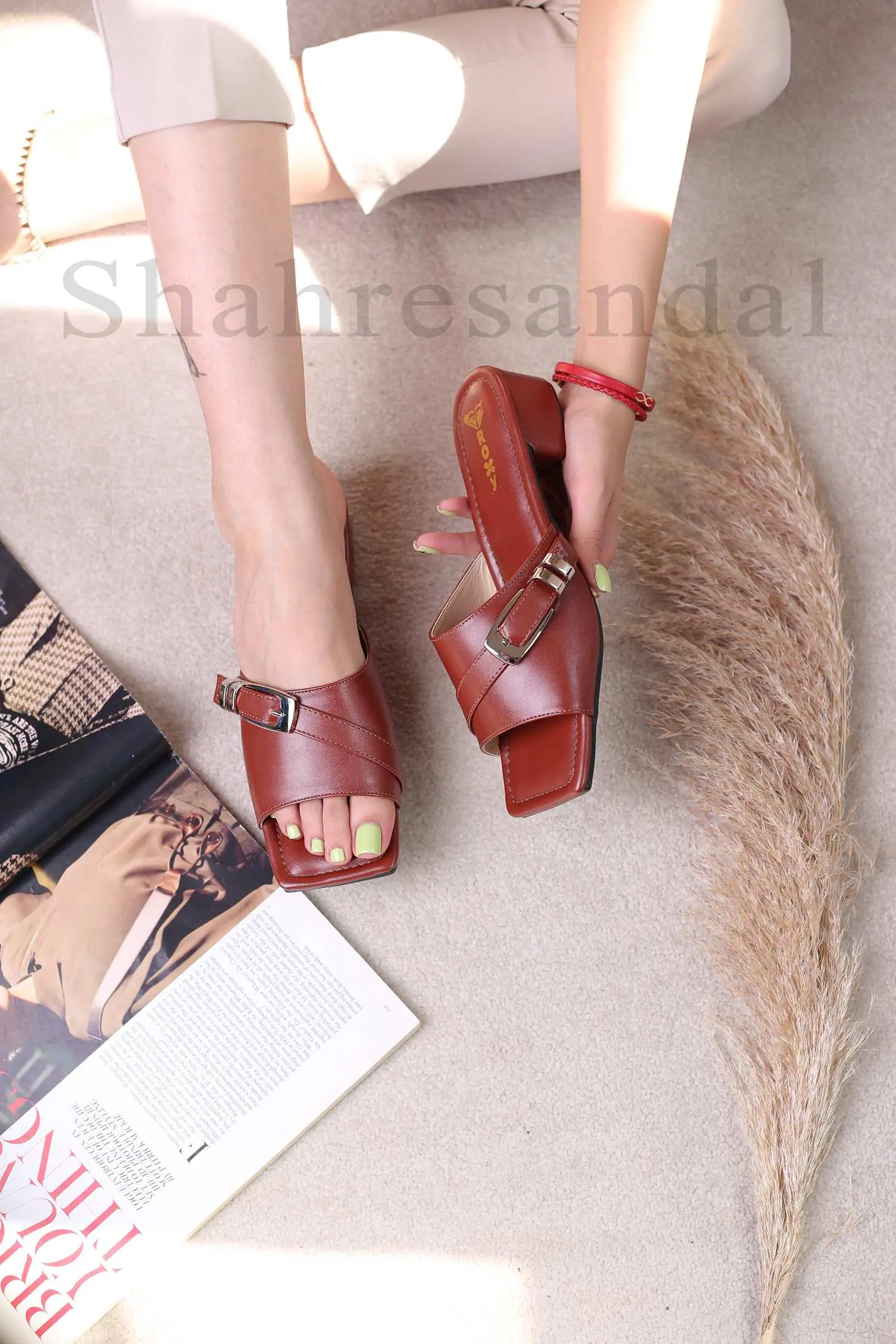 کفش صندل زنانه پاشنه دار کد 812