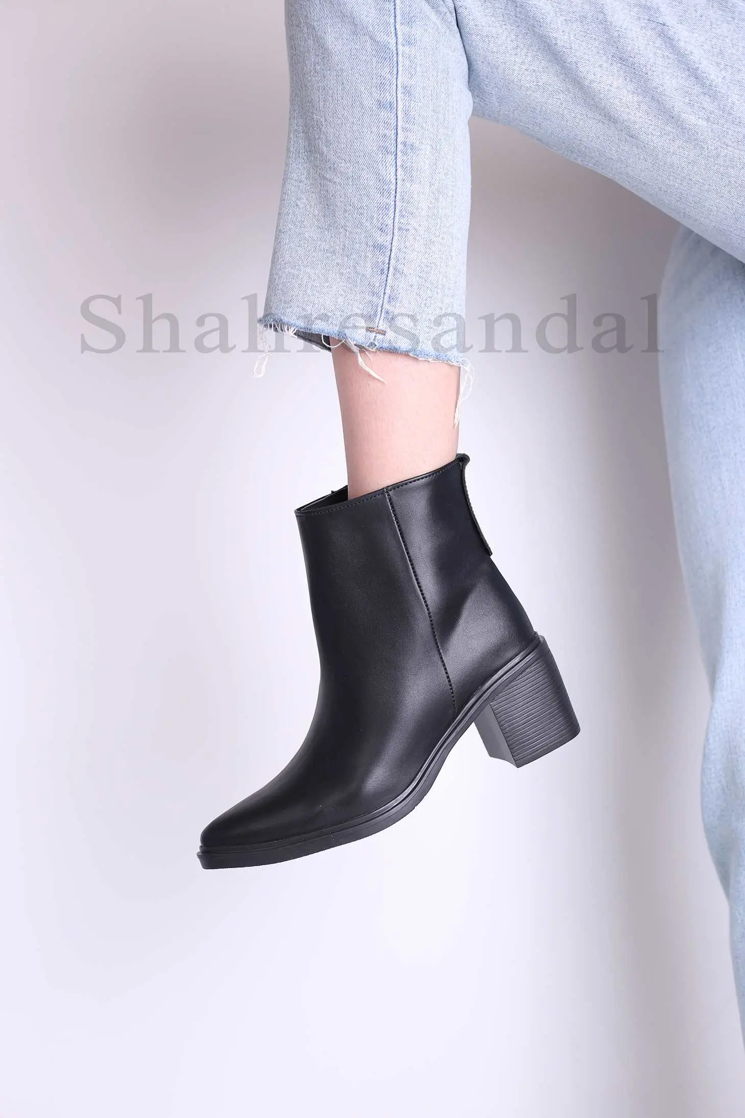 بوت پاشنه دار زنانه کد 8340