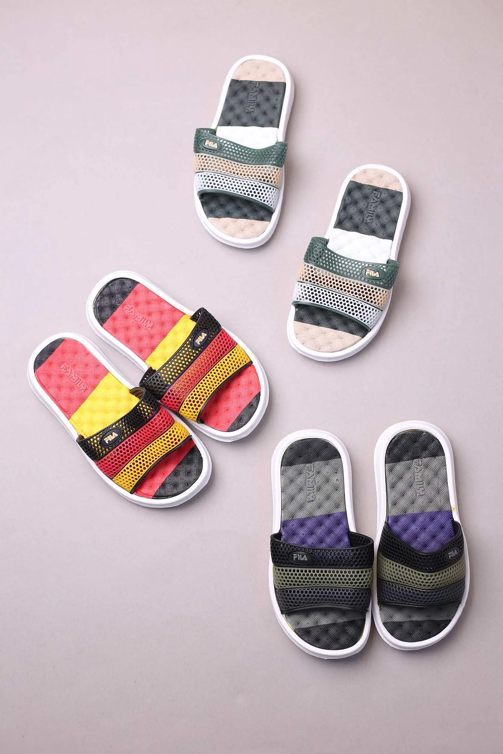 کفش صندل روفرشی بچه گانه فیلا