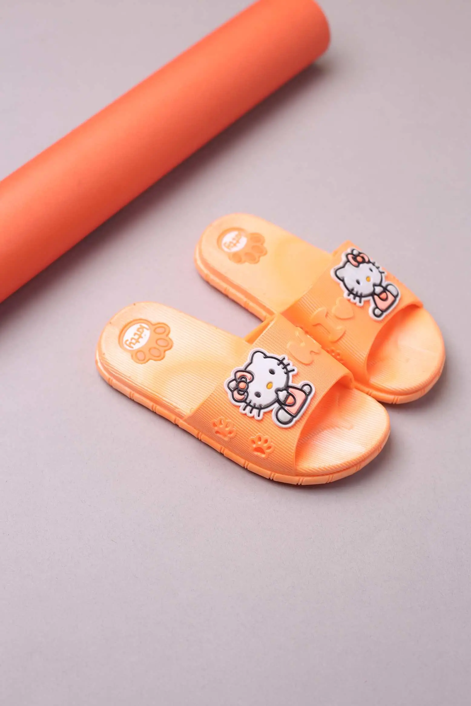 کفش صندل روفرشی بچه گانه کیتی