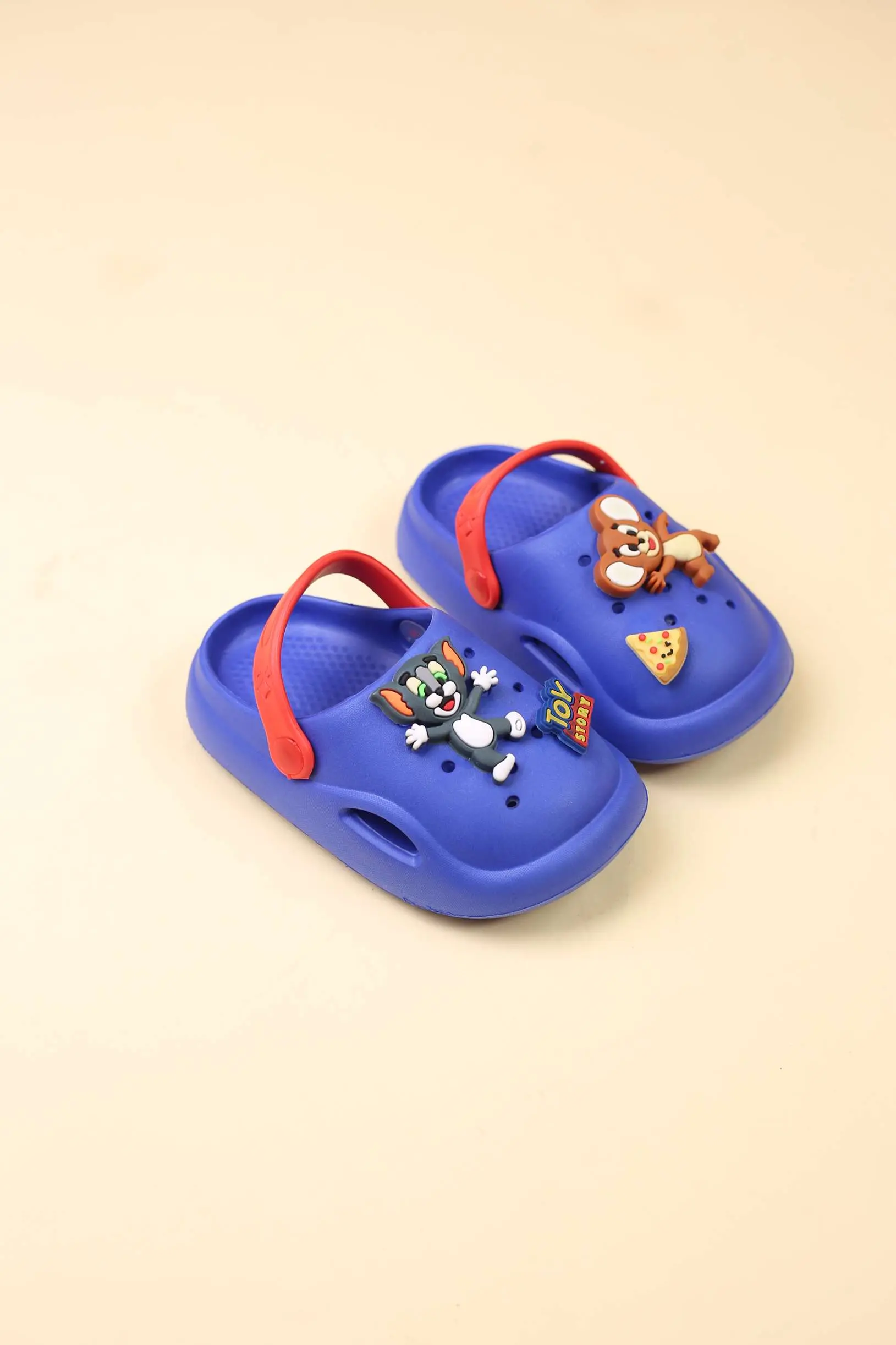 کراکس بچه گانه پاستیل