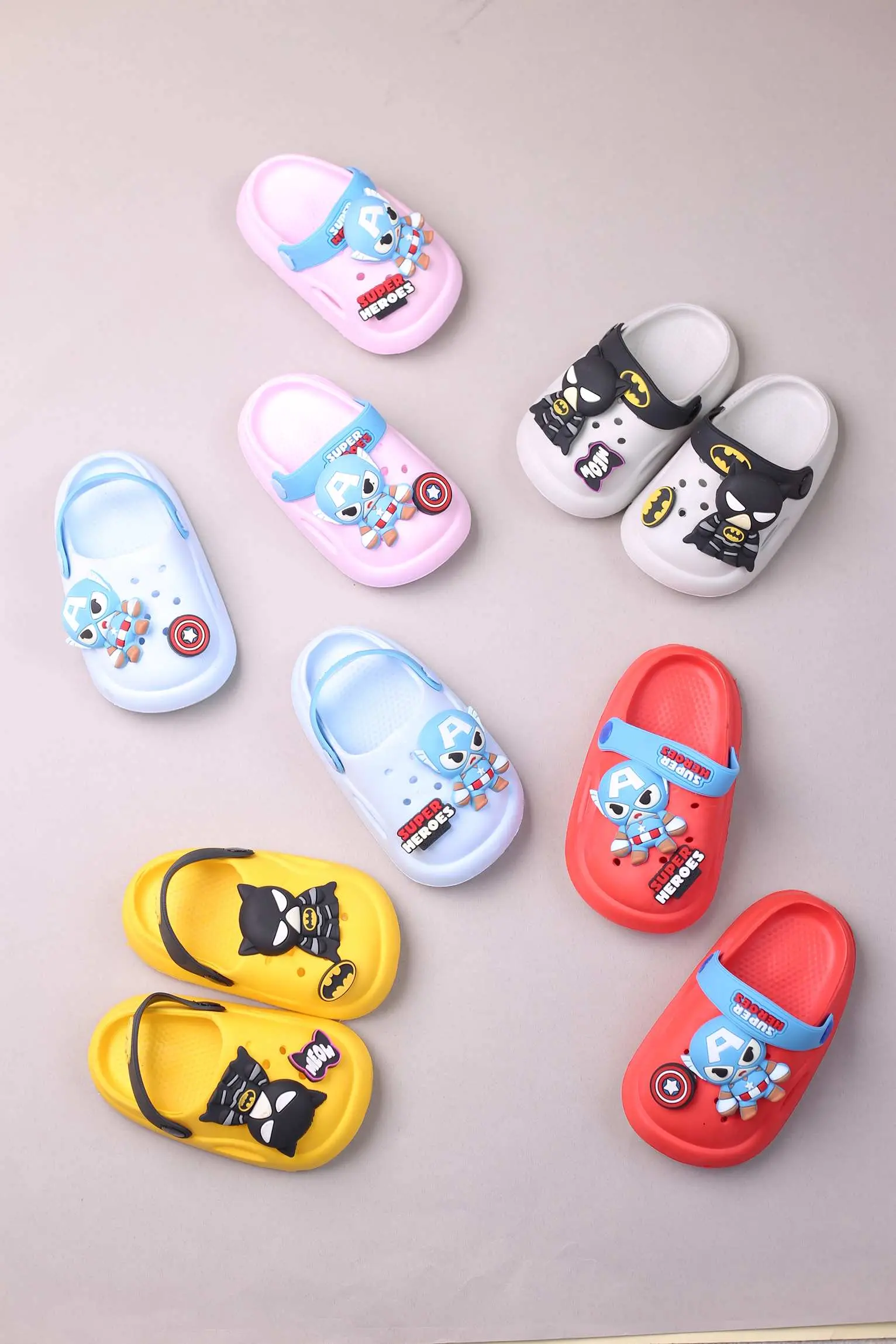 کفش صندل روفرشی بچه گانه بتمنی