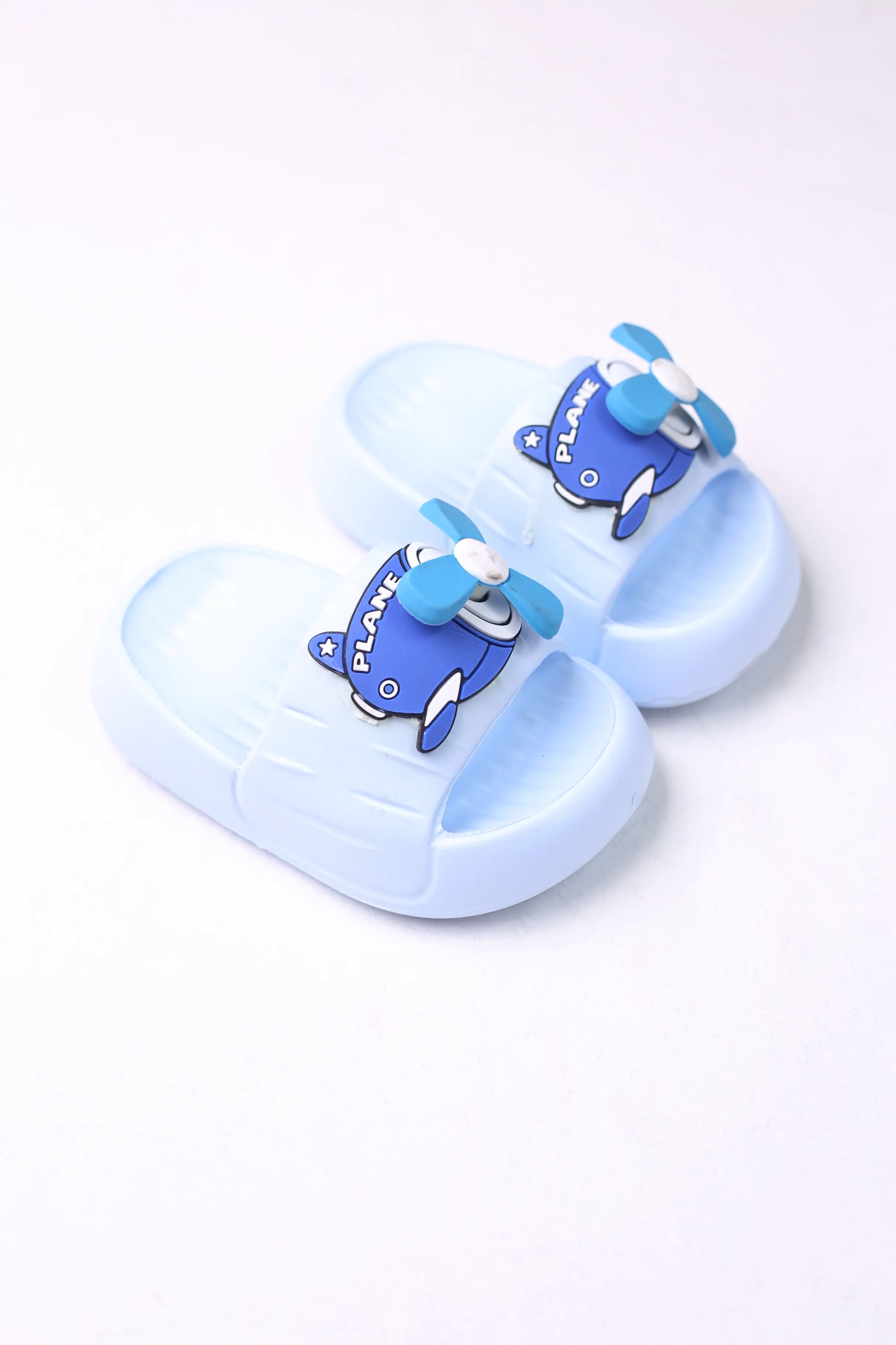 کفش صندل روفرشی بچه گانه هکتور