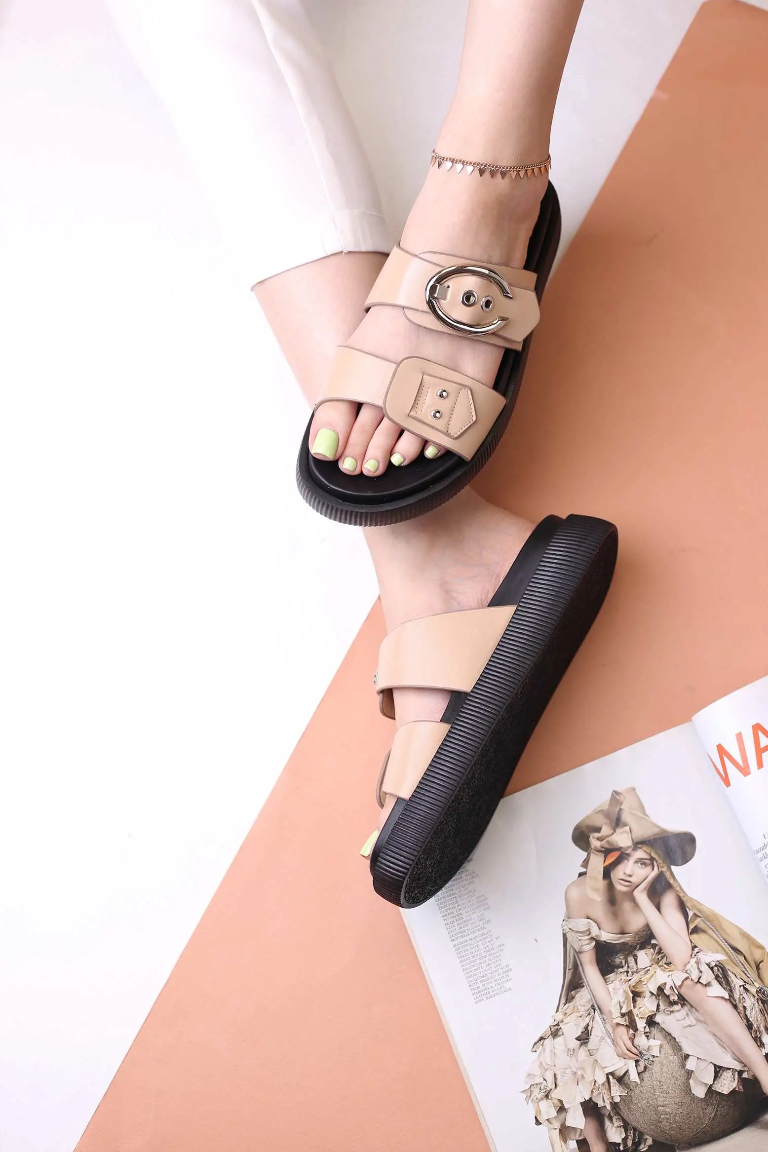 کفش صندل زنانه 777