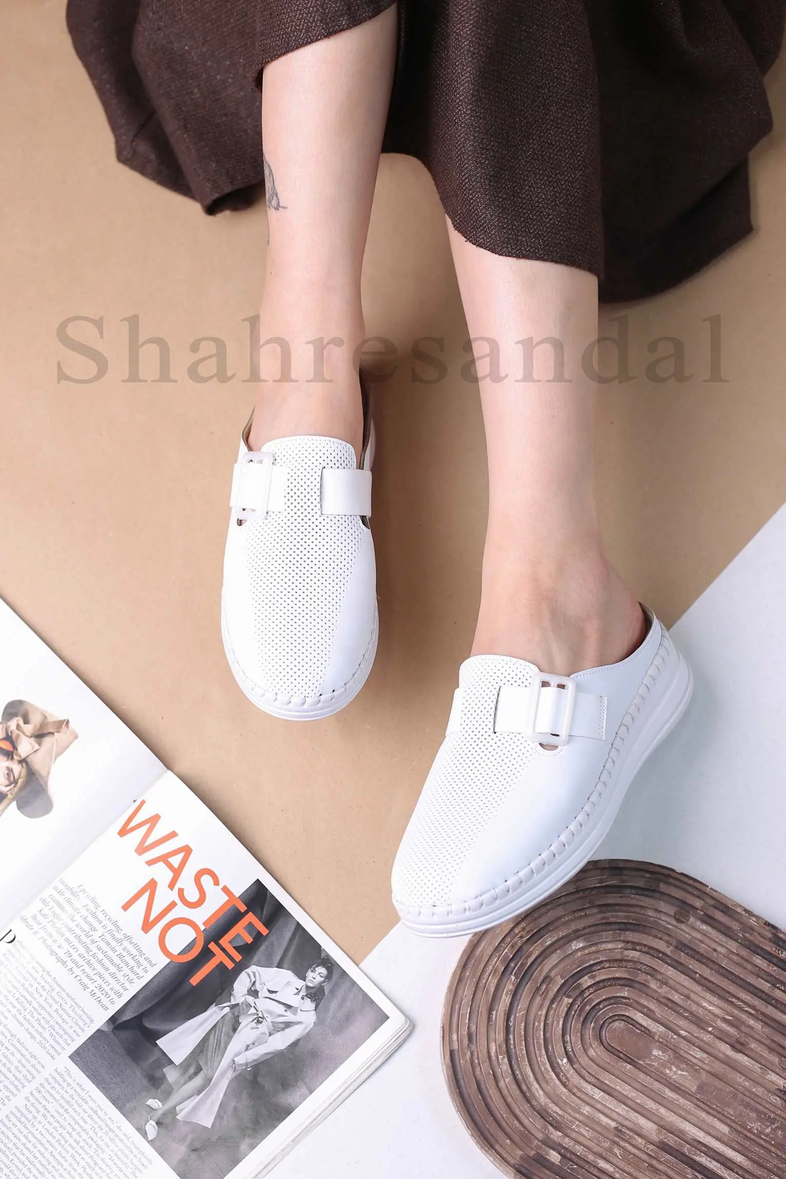 کفش صندل جلو بسته زنانه کد 915