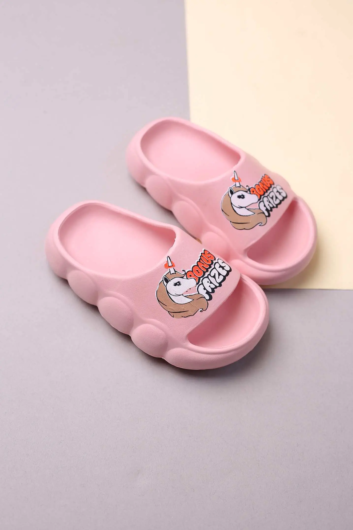 کفش صندل روفرشی بچه گانه پرهام