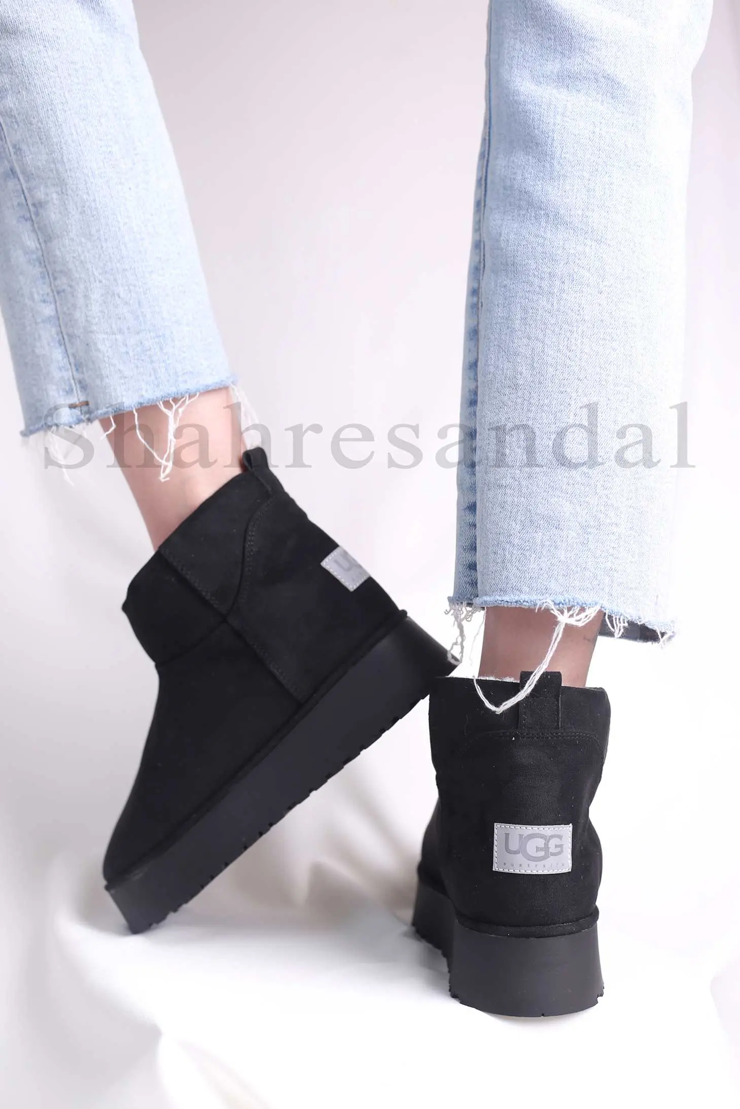 بوت زنانه آگ کد 4005