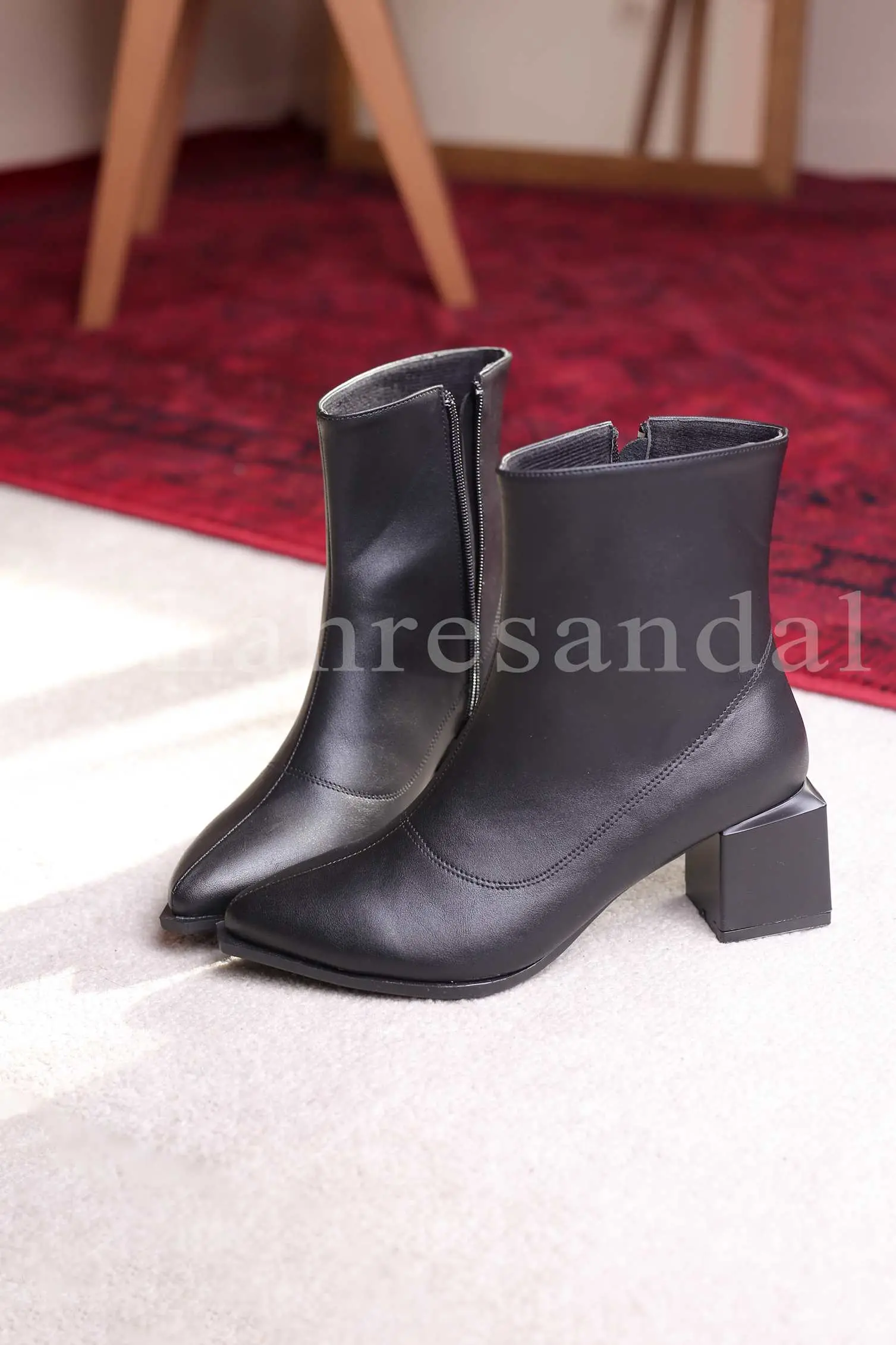 بوت پاشنه دار زنانه کد 6021