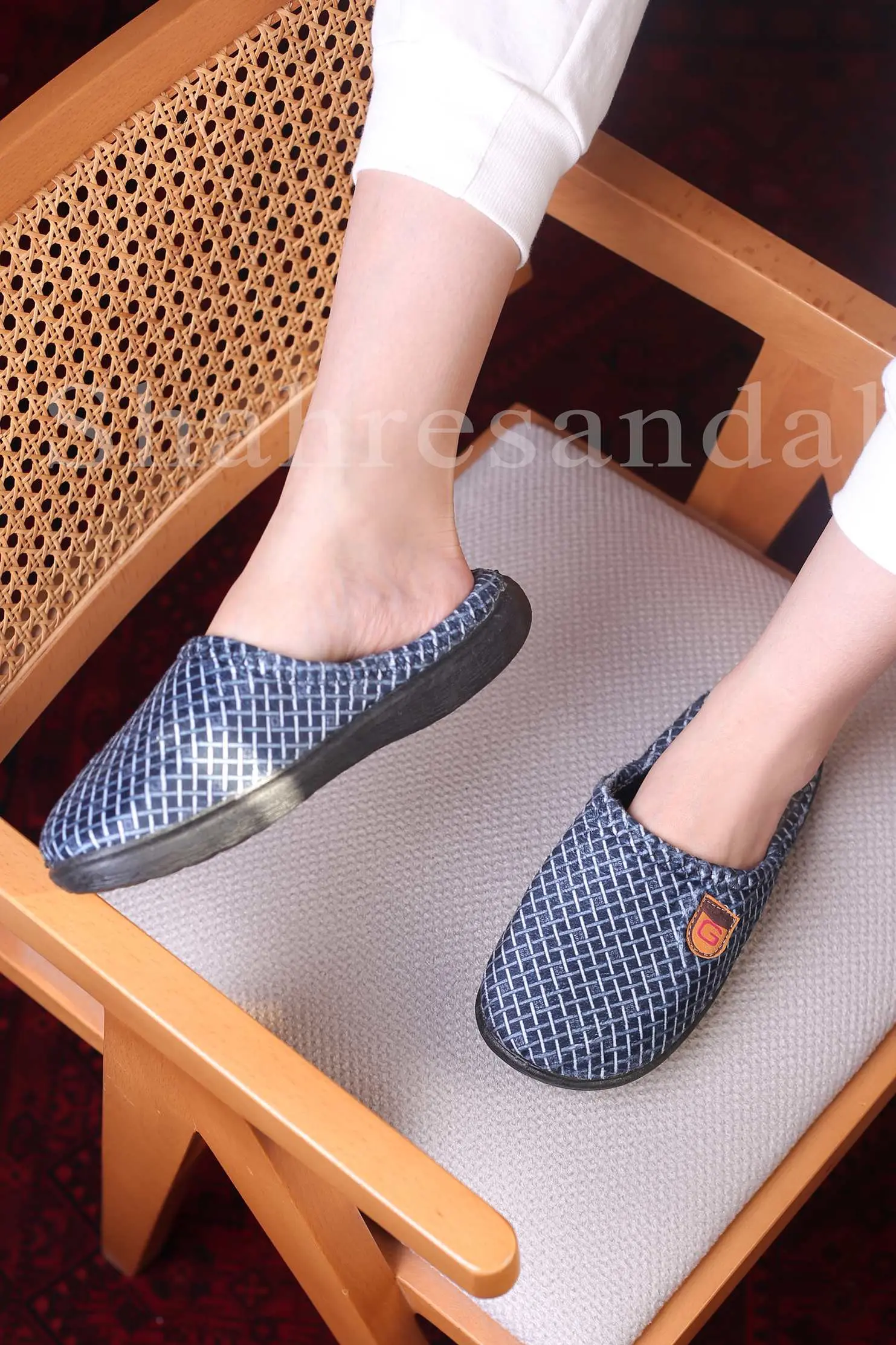 پاپوش جلو بسته زنانه کد 8009