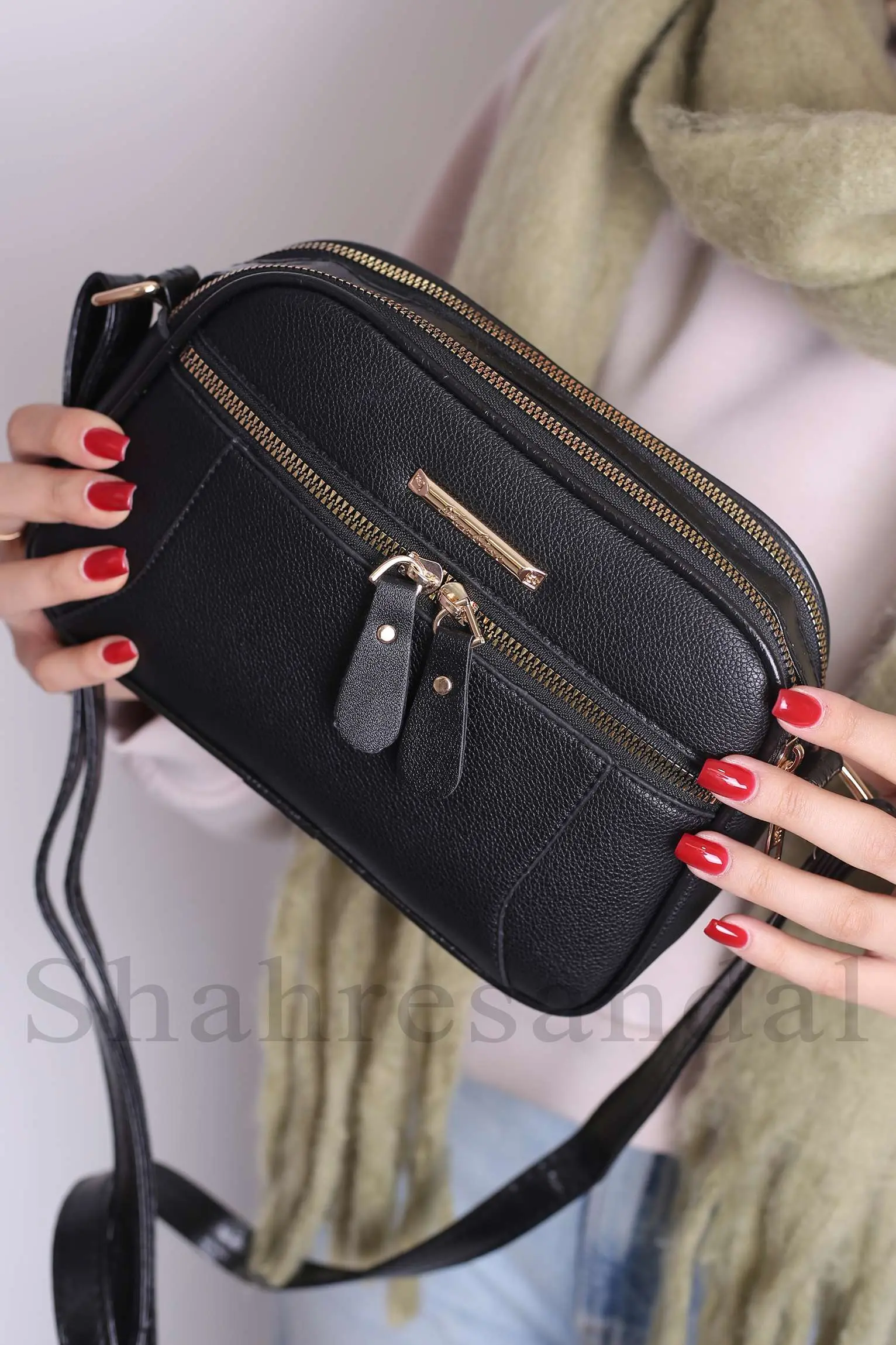 کیف دوشی زنانه کد 10