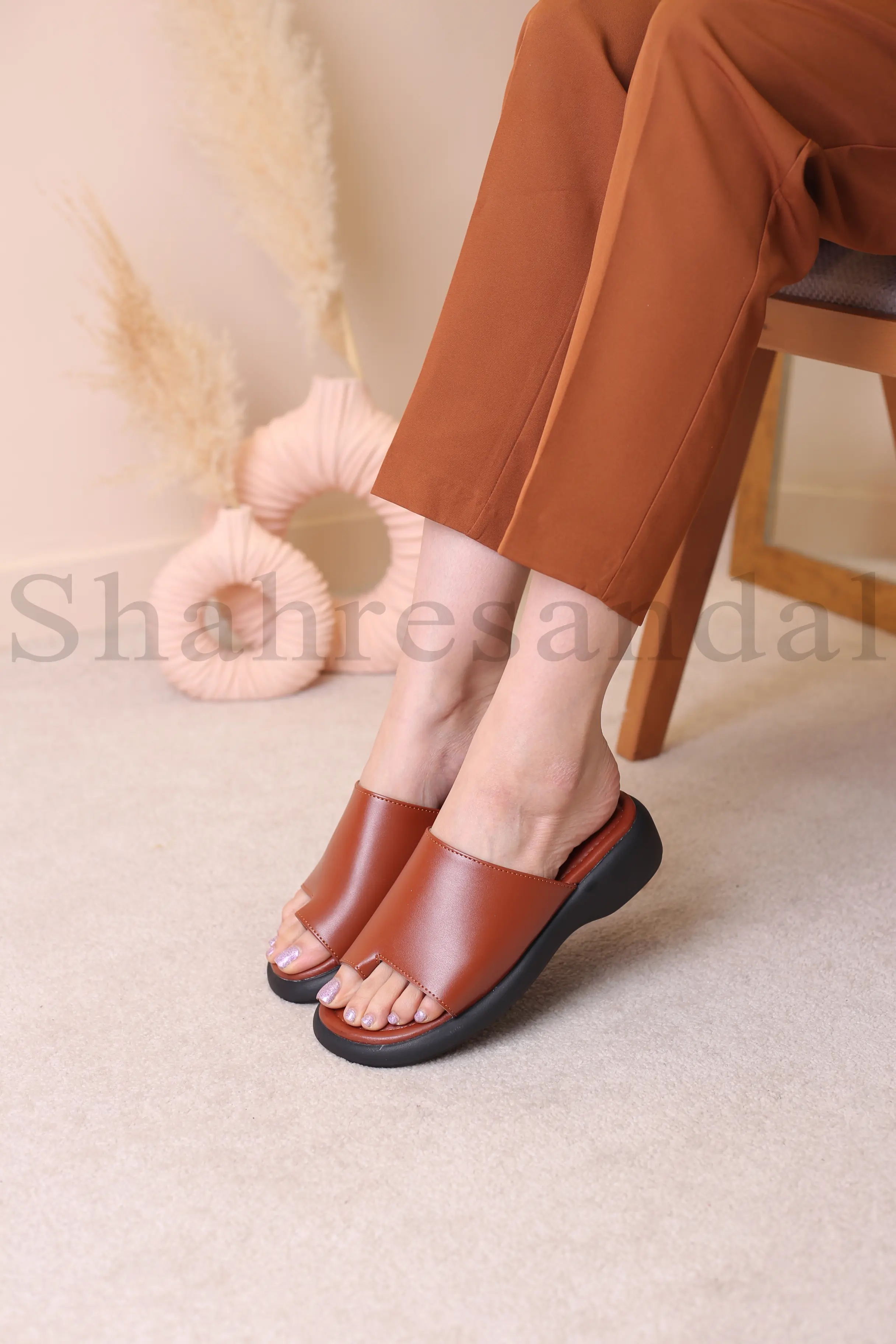 کفش صندل زنانه آروین