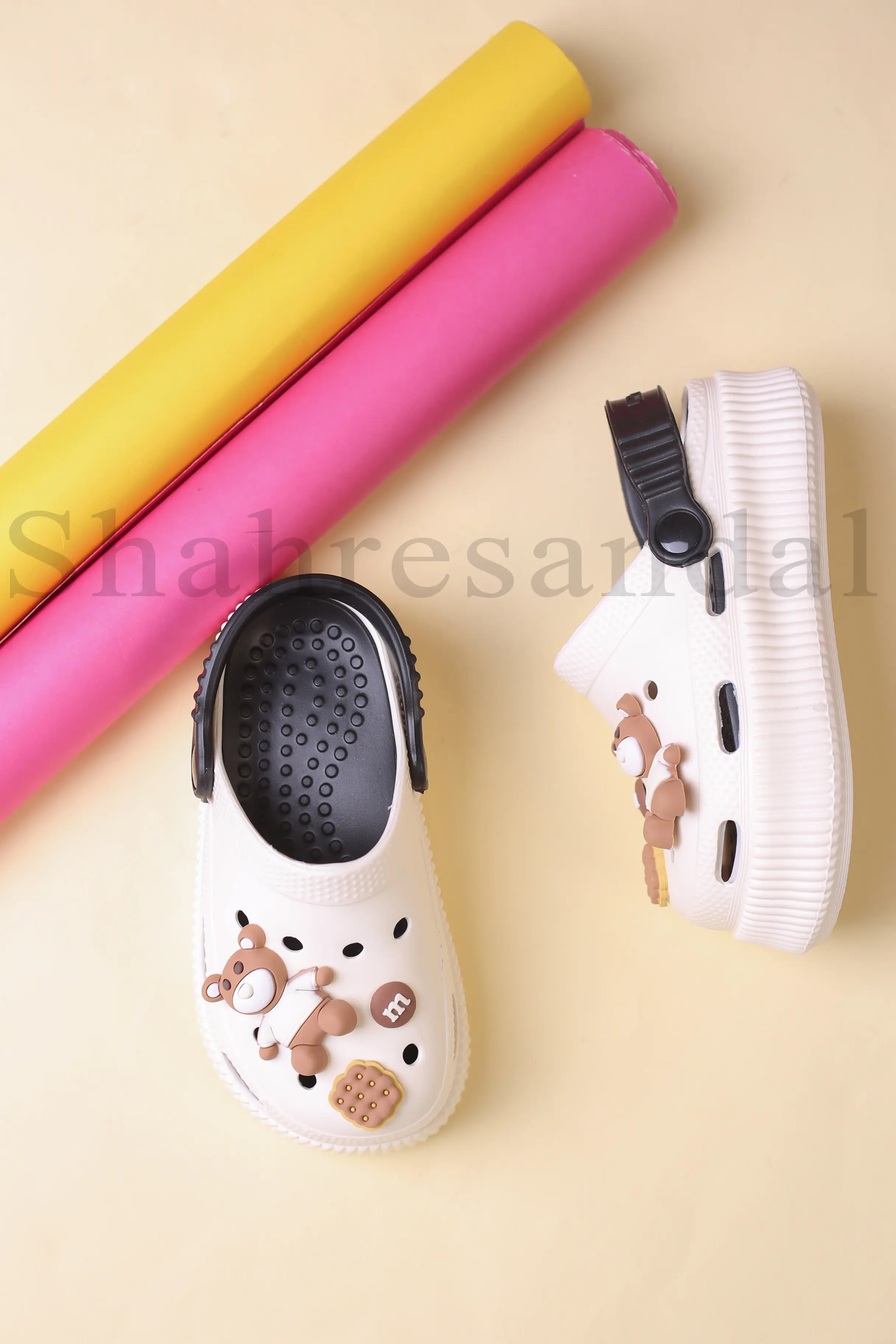 کراکس بچه گانه دلوین