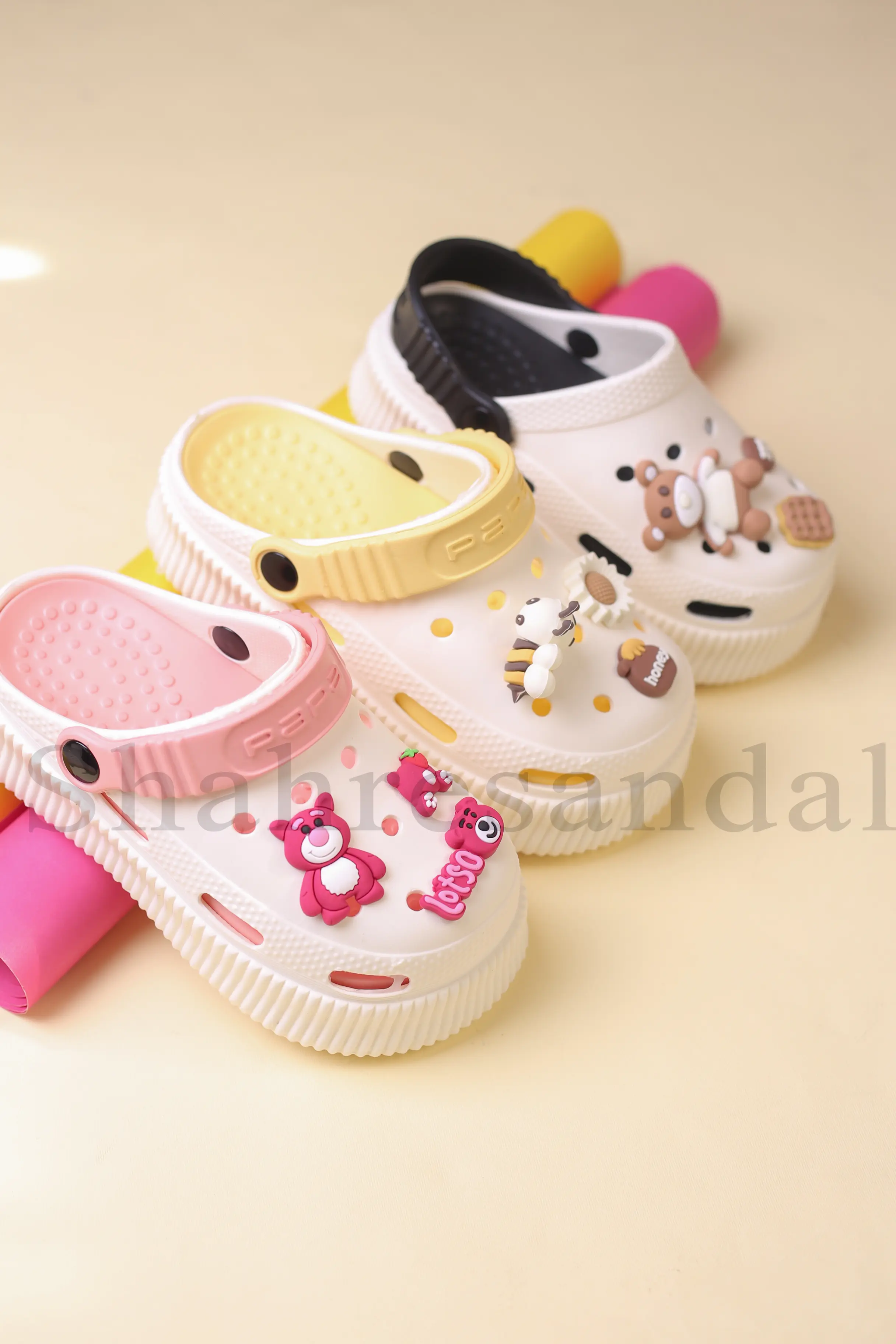 کراکس بچه گانه دلوین