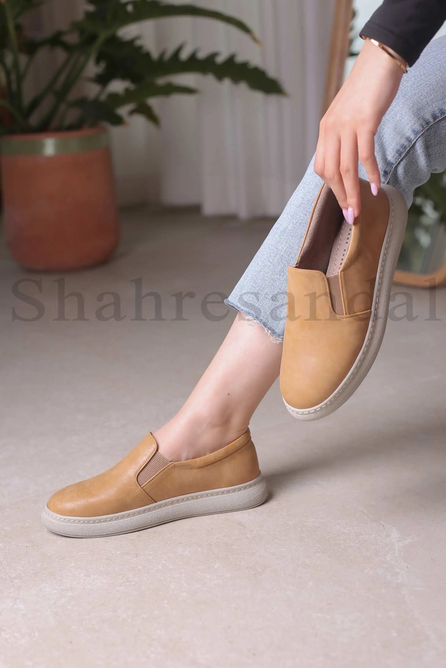 کفش کالج زنانه کد 9008