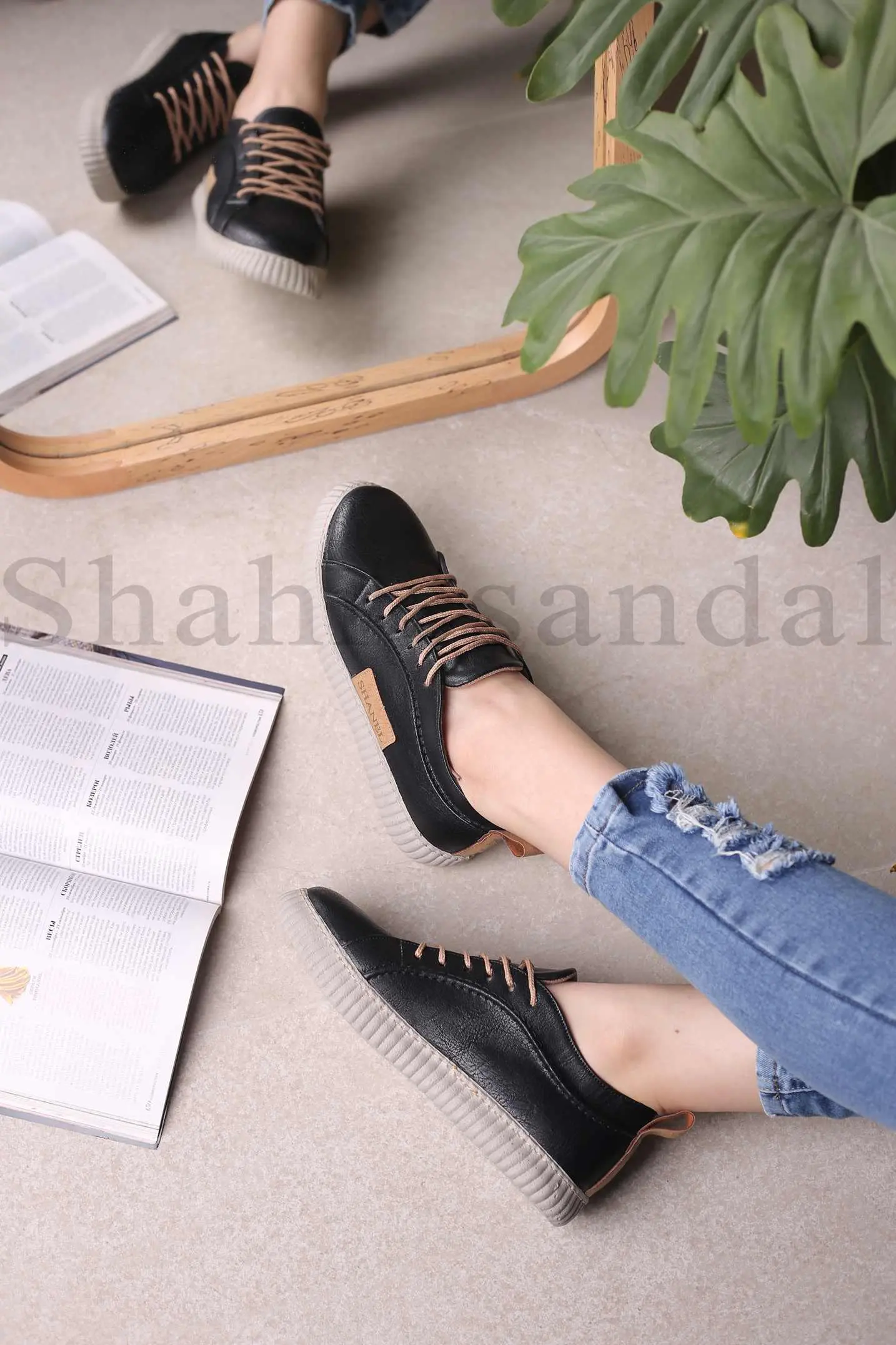 کفش اسپرت زنانه شانل