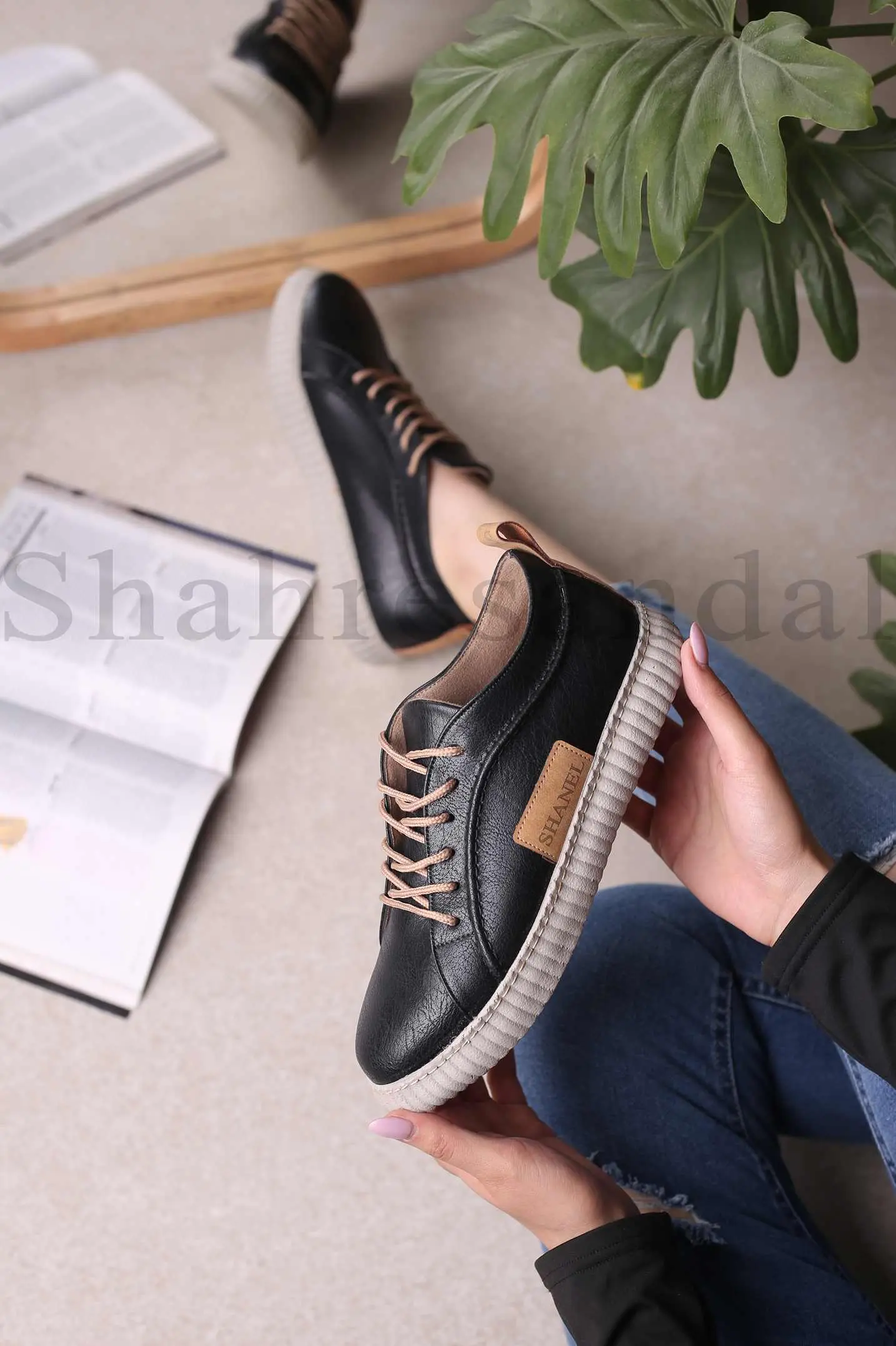 کفش اسپرت زنانه شانل