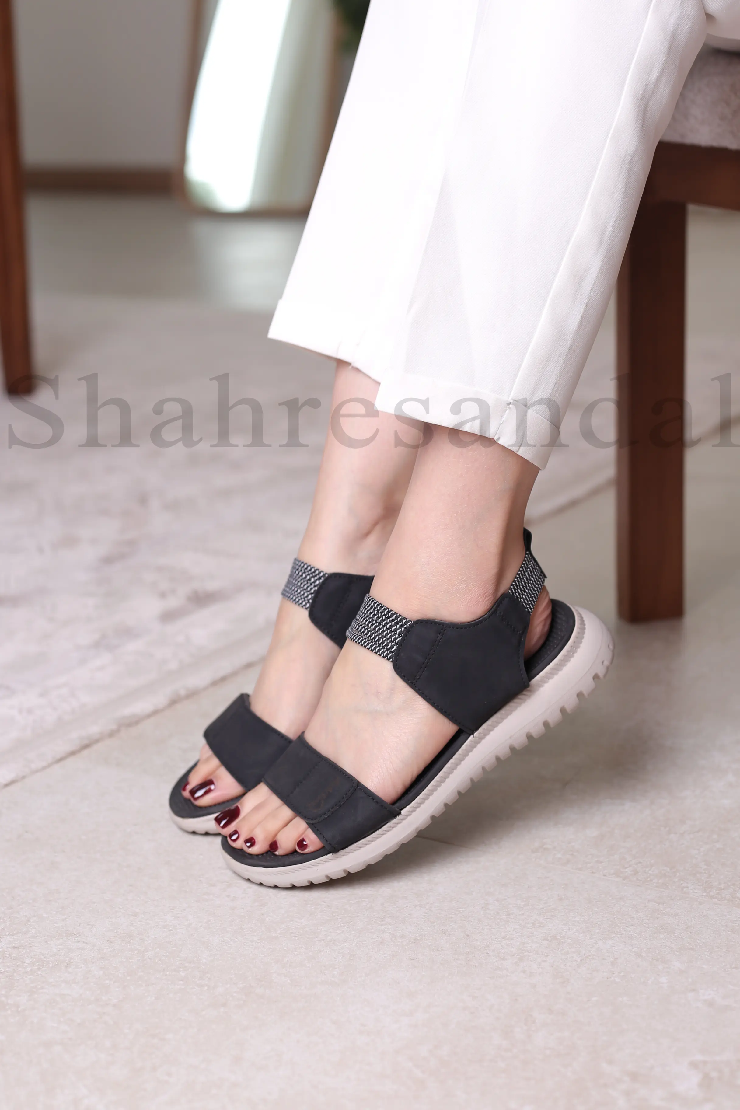 کفش صندل رکابدار زنانه لیزا