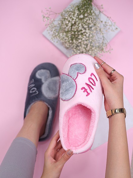 پاپوش جلو بسته زنانه قلب