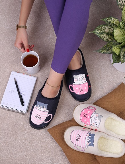 پاپوش جلو بسته زنانه پیشی لیوانی