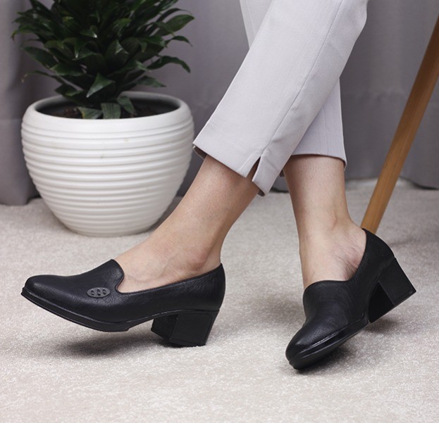 کفش پرسنلی زنانه ژن پیک