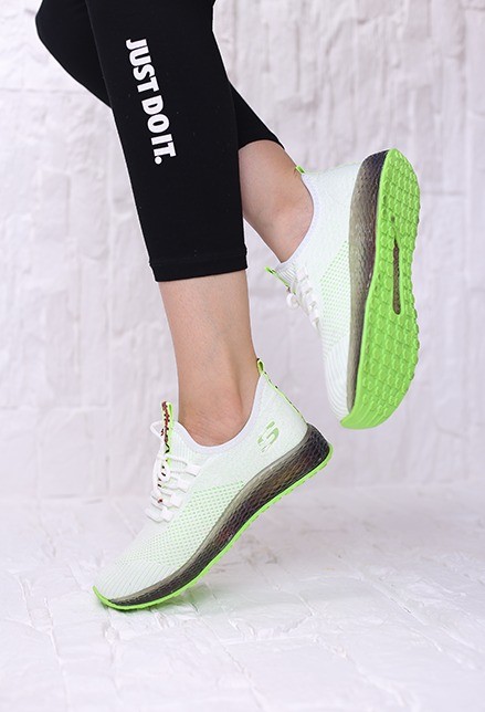 کفش اسپرت زنانه اسکیچرز ژله ای