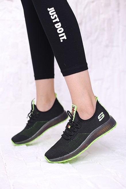 کفش اسپرت زنانه اسکیچرز ژله ای