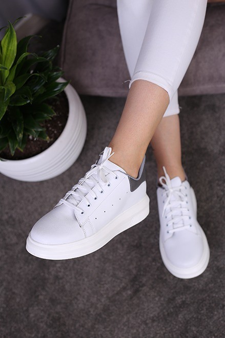 کفش اسپرت زنانه مک کوئین