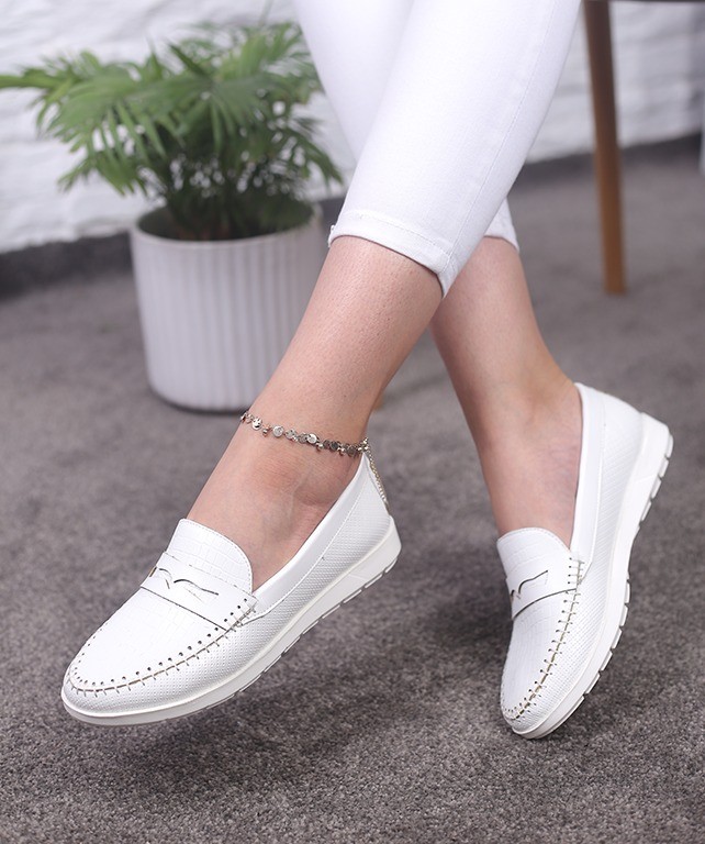 کفش کالج زنانه اس