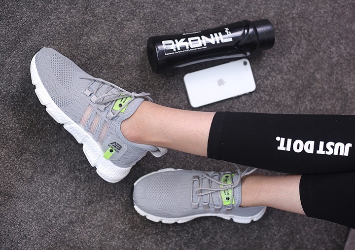 کفش اسپرت زنانه آدیداس کشی