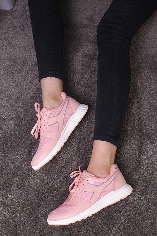 کفش اسپرت زنانه دیادورا