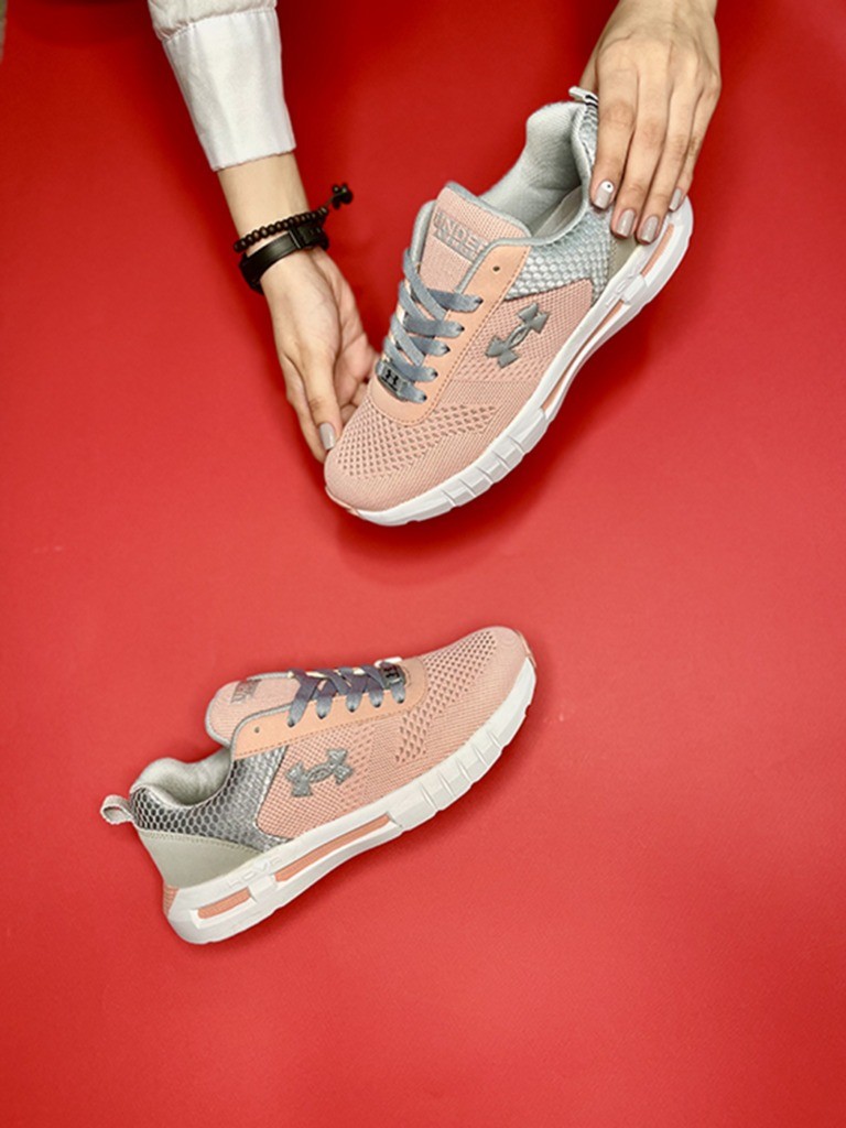 کفش اسپرت زنانه آندر آرمور
