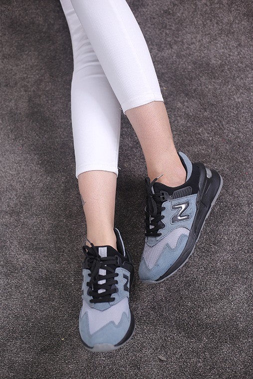 کفش اسپرت زنانه نیوبالانس