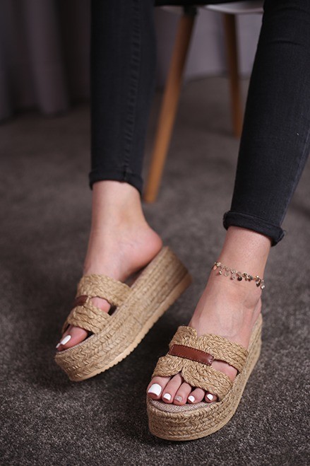 کفش صندل زنانه تارا کد 1256