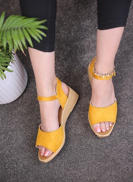 کفش صندل زنانه یاقوت