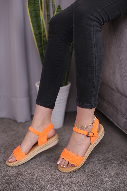 کفش صندل زنانه رکابدار چکاوک