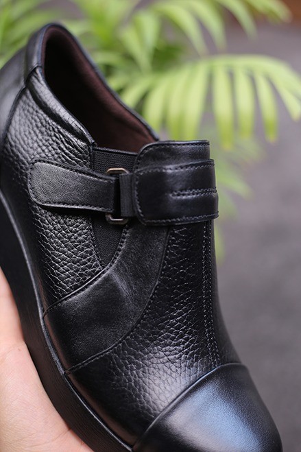 کفش چرم زنانه تونلی بتا